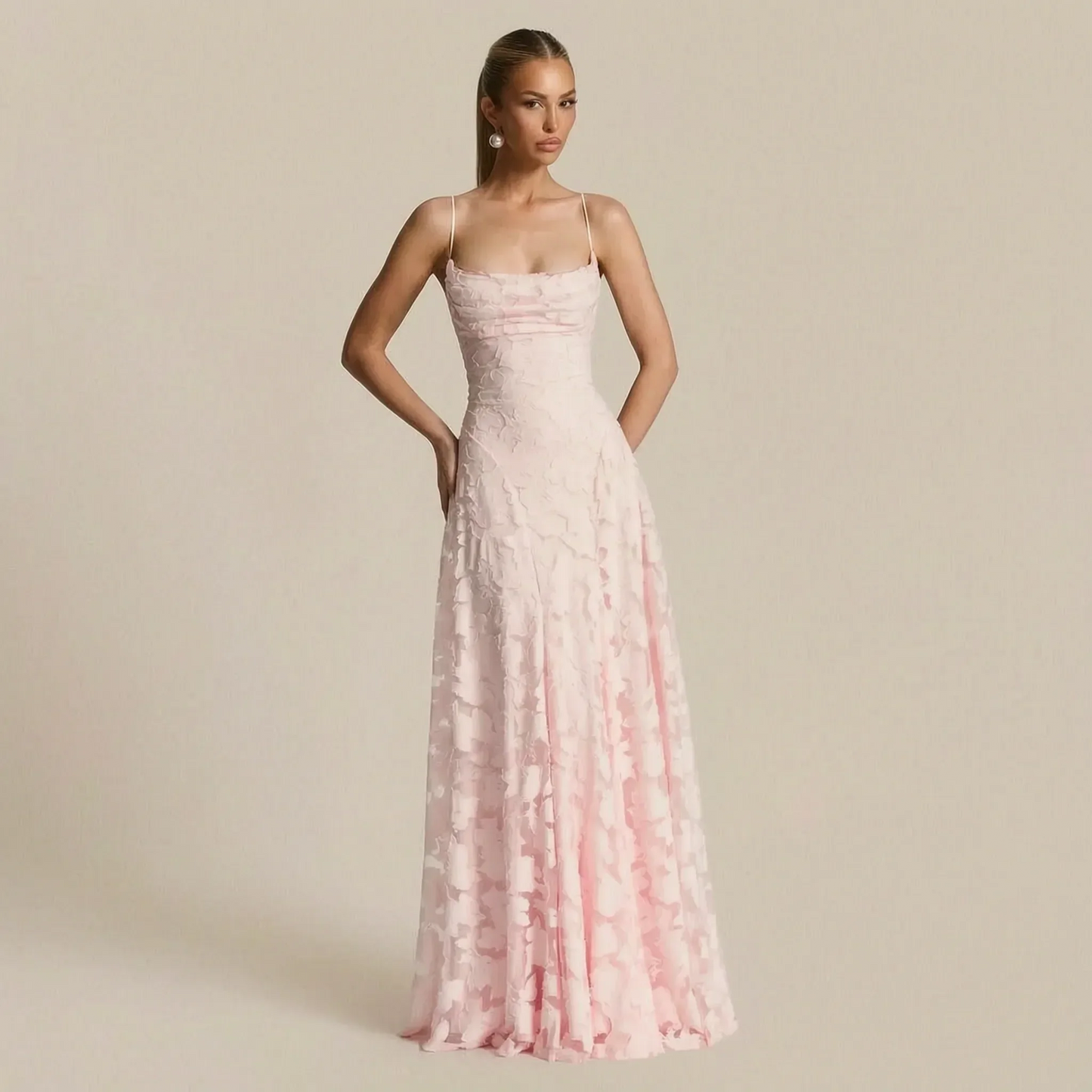 Nocelle | Ärmelloses Maxikleid Mit Floraler Textur