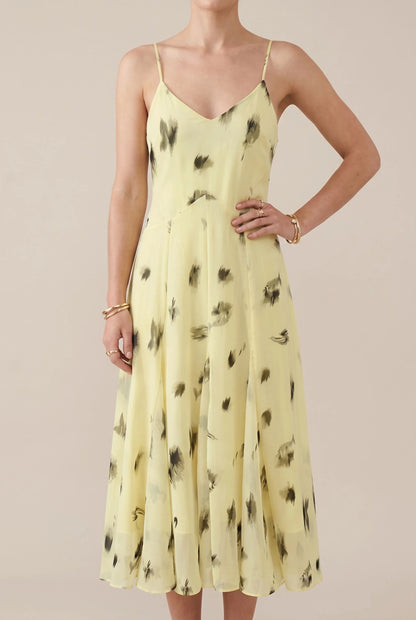 Aeriya | Fließendes Midi-Kleid Mit Abstraktem Print