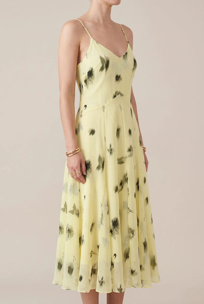 Aeriya | Fließendes Midi-Kleid Mit Abstraktem Print