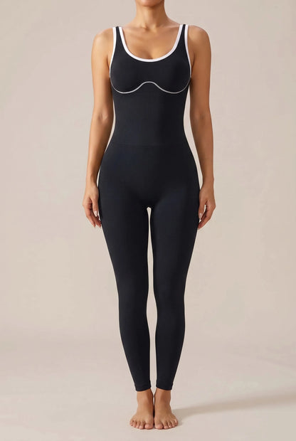 Aerocore | Figurbetonter Sport-Einteiler