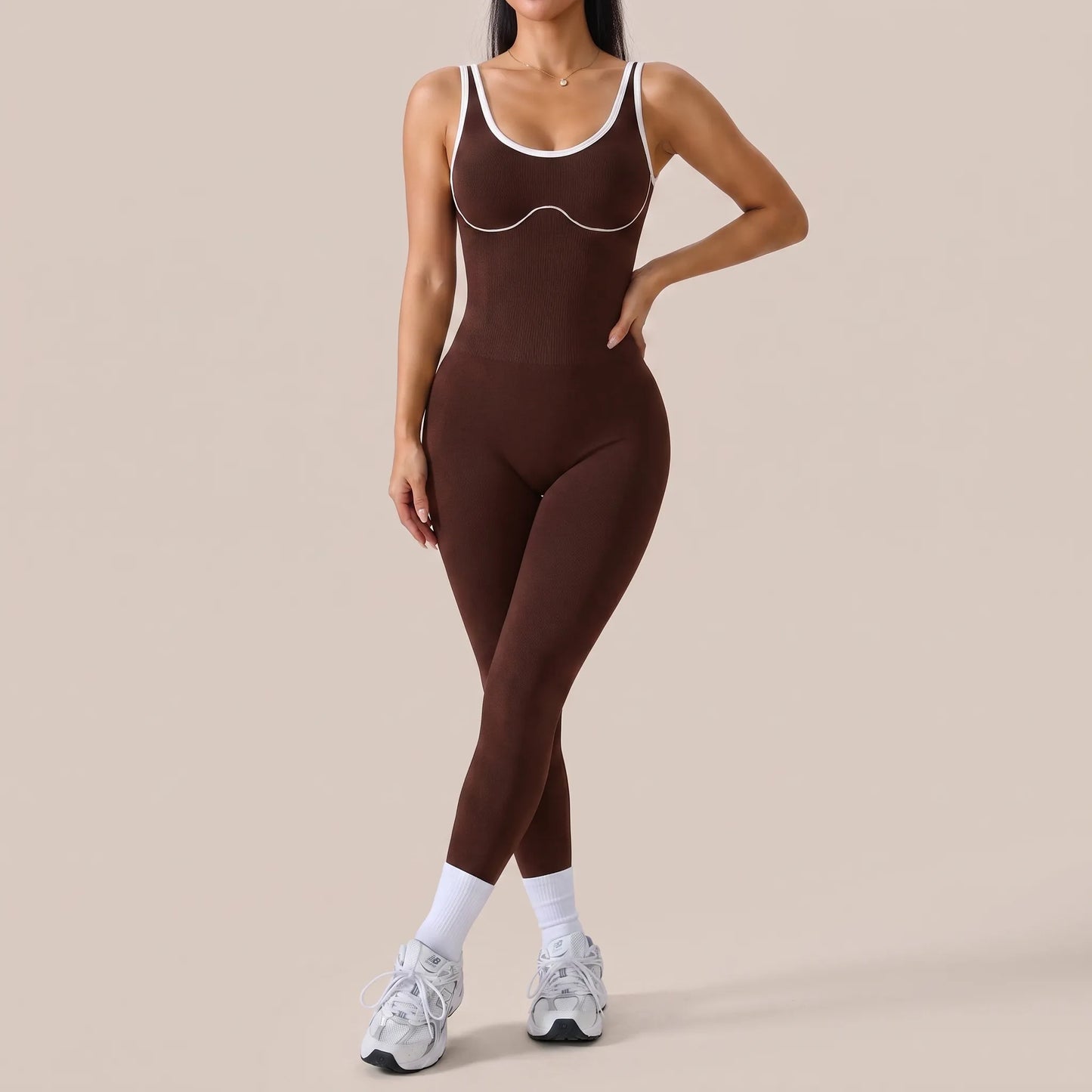 Aerocore | Figurbetonter Sport-Einteiler