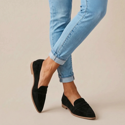 Alistra | Klassisch Geformte Flache Slipper Mit Spitzer Kappe