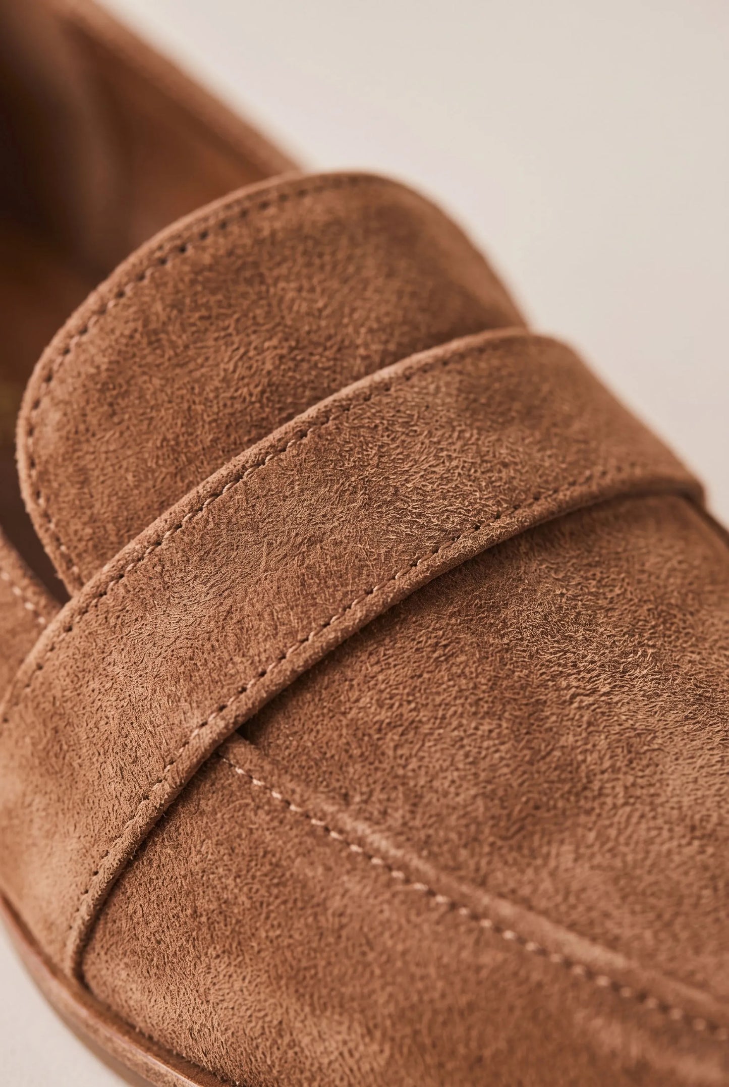 Alistra | Klassisch Geformte Flache Slipper Mit Spitzer Kappe