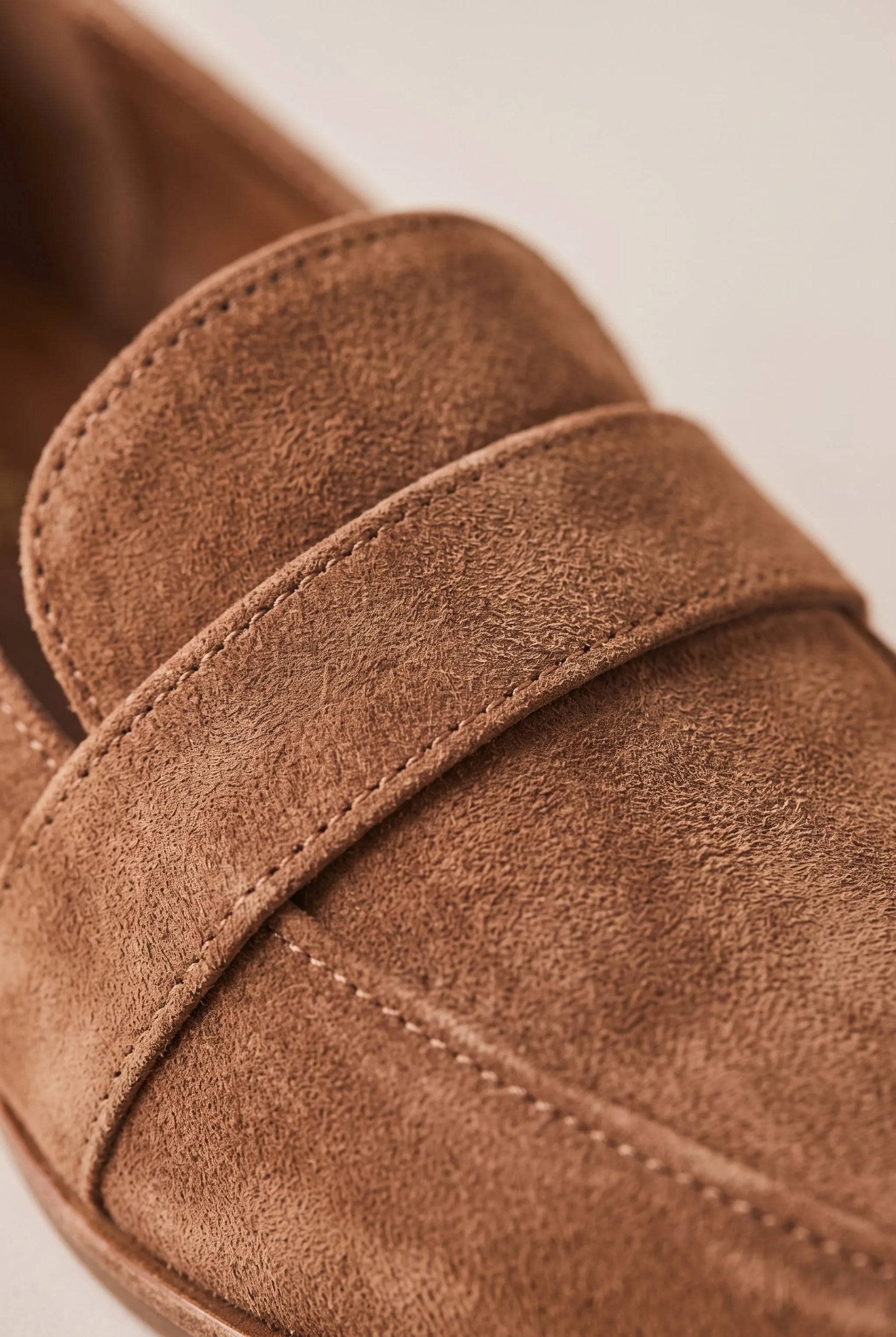 Alistra | Klassisch Geformte Flache Slipper Mit Spitzer Kappe