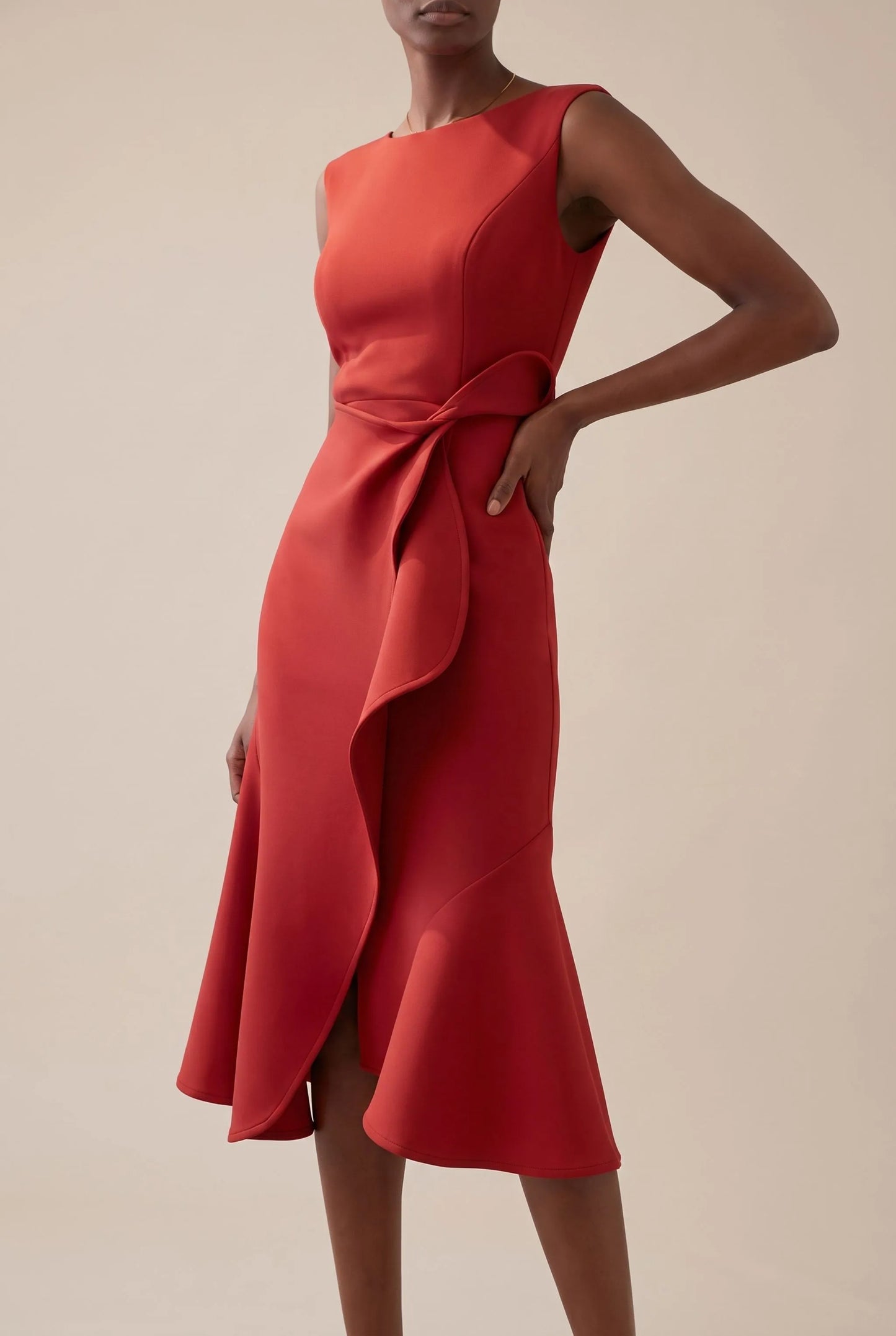 Allura | Ärmelloses Asymmetrisches Midikleid