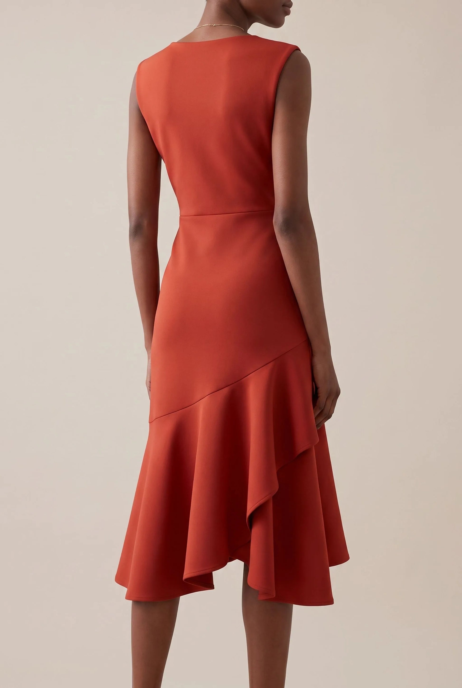 Allura | Ärmelloses Asymmetrisches Midikleid