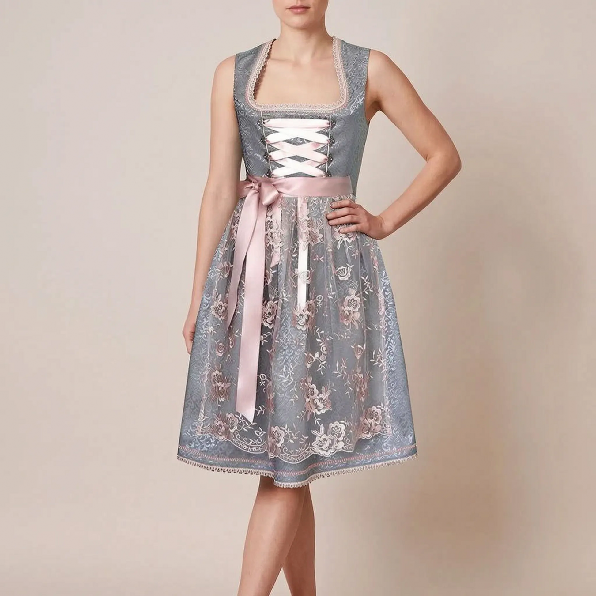 AlpineCharm | Zweiteiliges Dirndl Mit Floraler Schürze