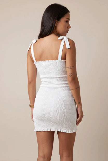 Alvea | Eng Anliegendes Minikleid