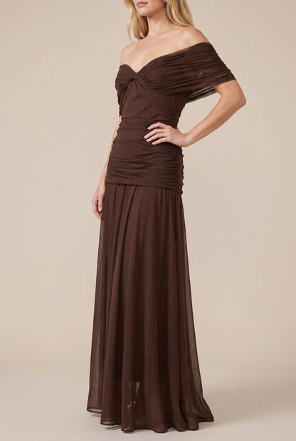 AuraDress | Elegantes Schulterfreies Maxi-Abendkleid