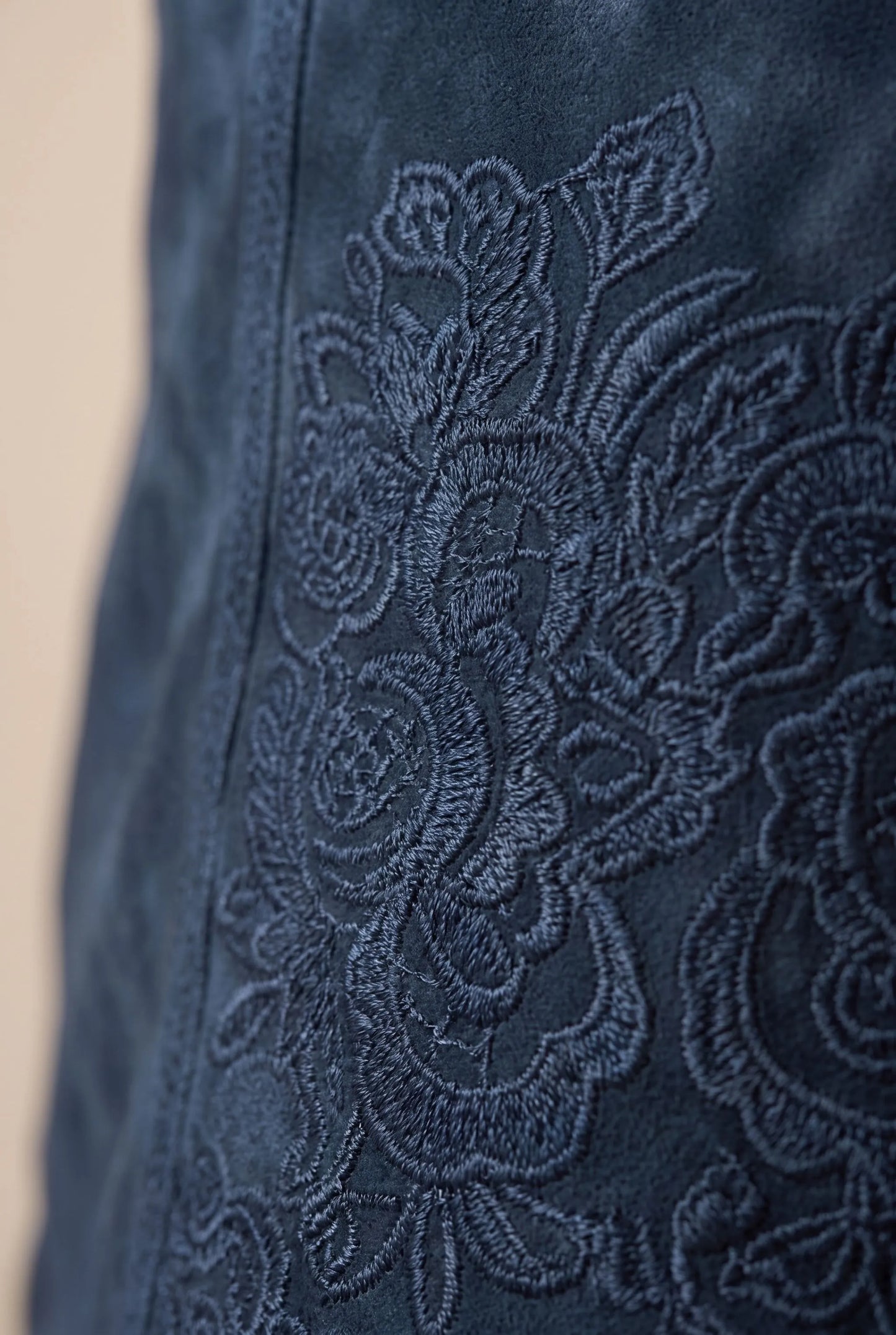 Auvira | Figurbetontes Langarm-Minikleid