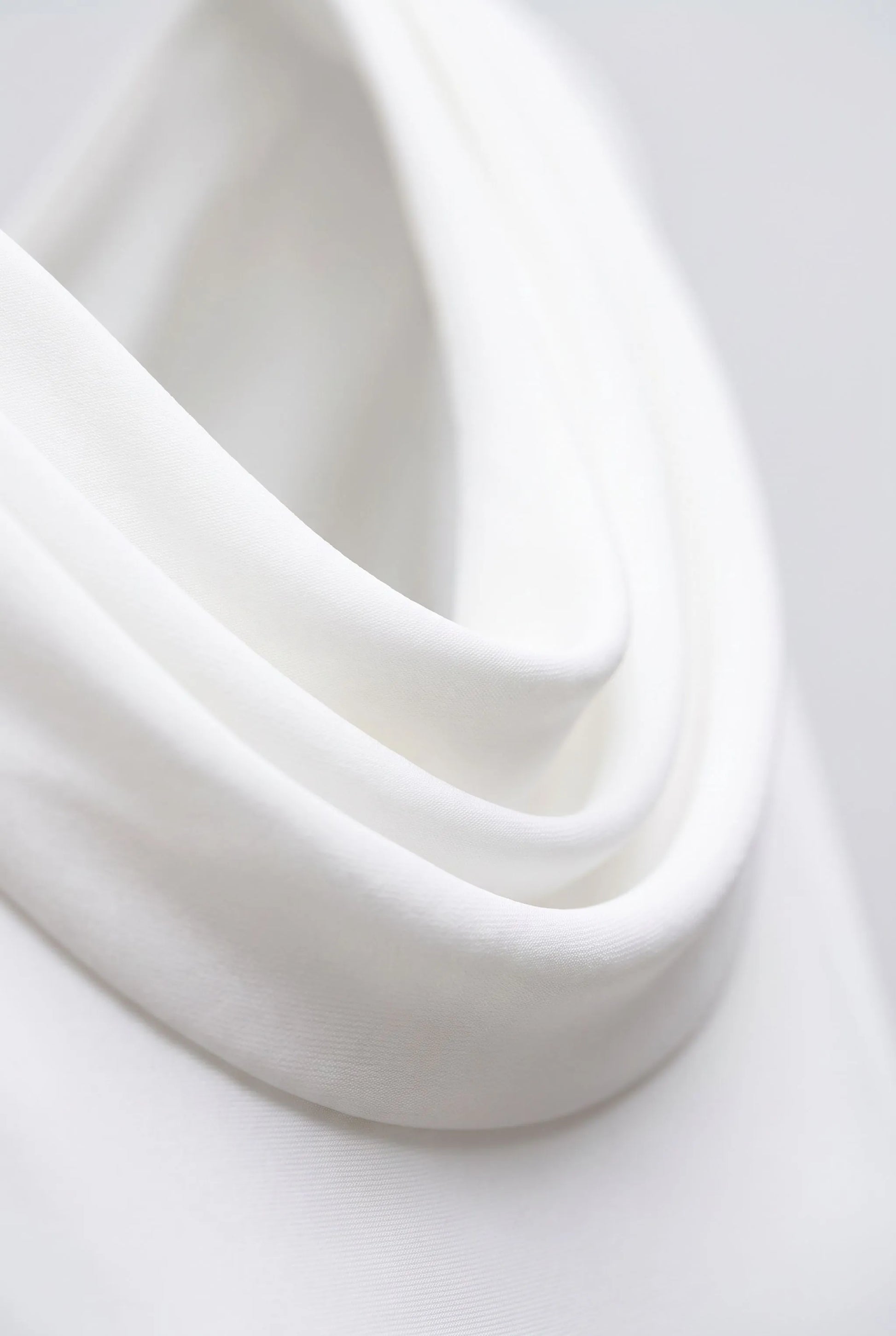 Avelore | Elegantes Ärmelloses Midikleid