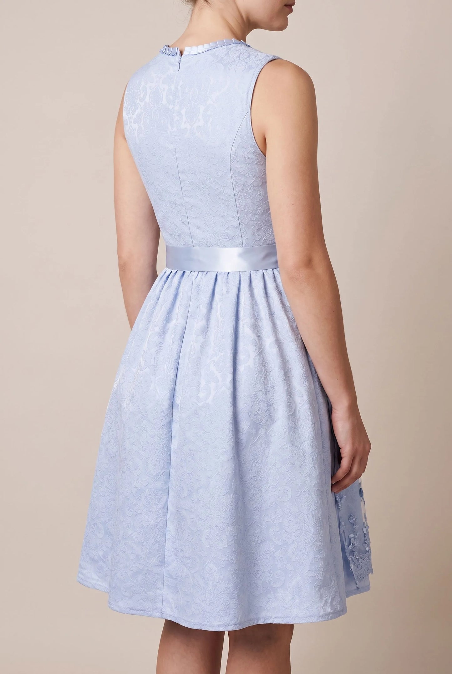 Bavara | Klassisches Hellblaues Dirndl