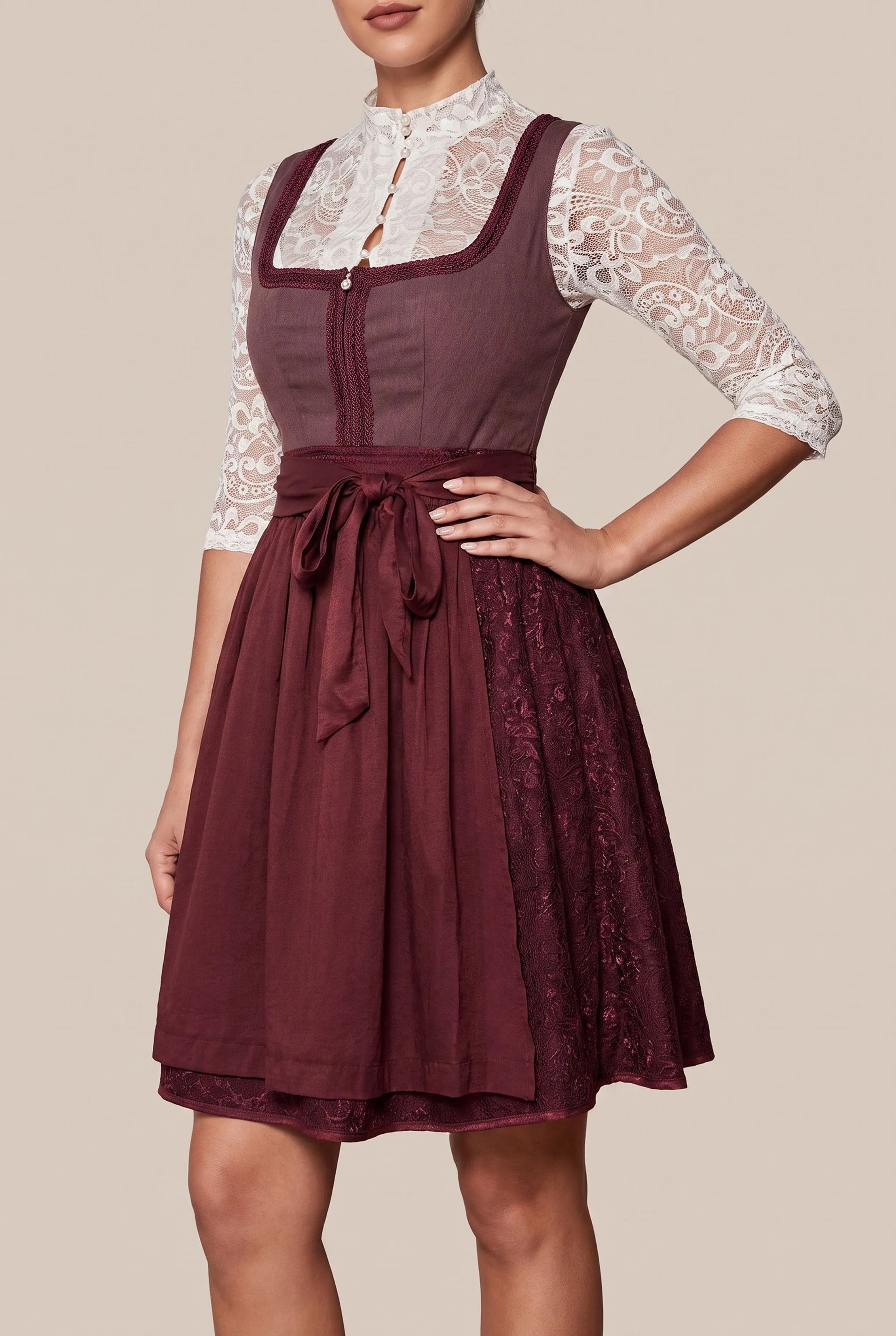 BavarianChic | Elegantes Knielanges Dirndl Für Damen
