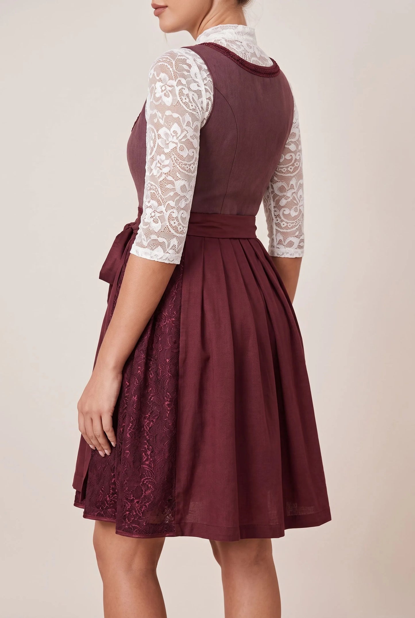 BavarianChic | Elegantes Knielanges Dirndl Für Damen