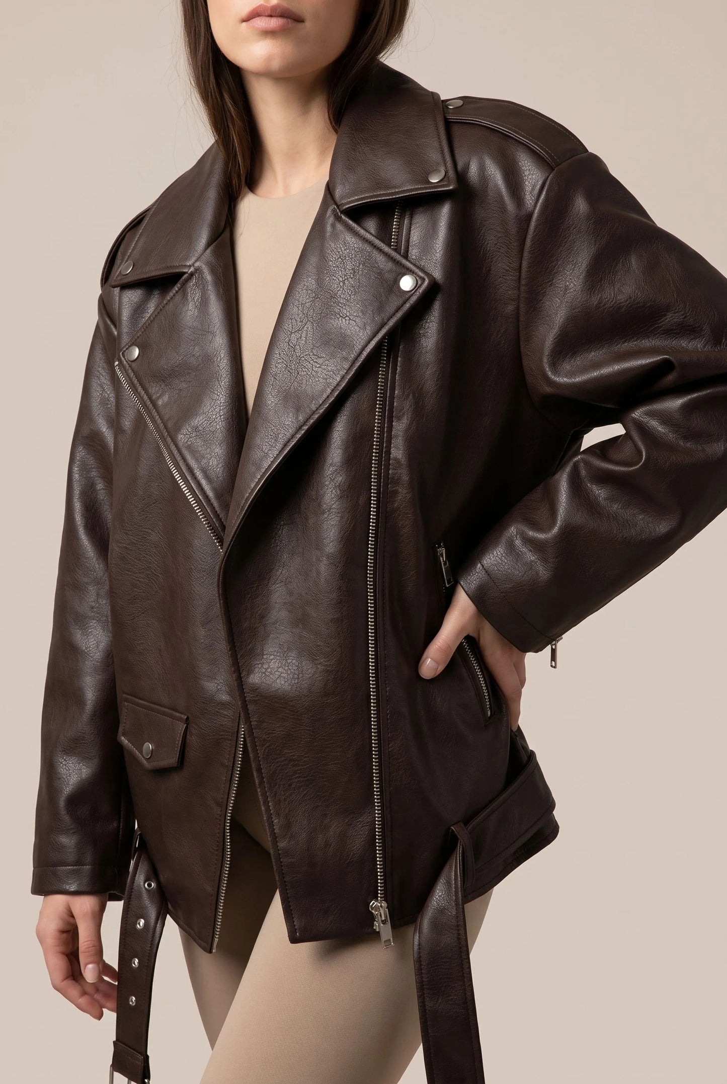 Bikara | Moderne Kurz Geschnittene Jacke