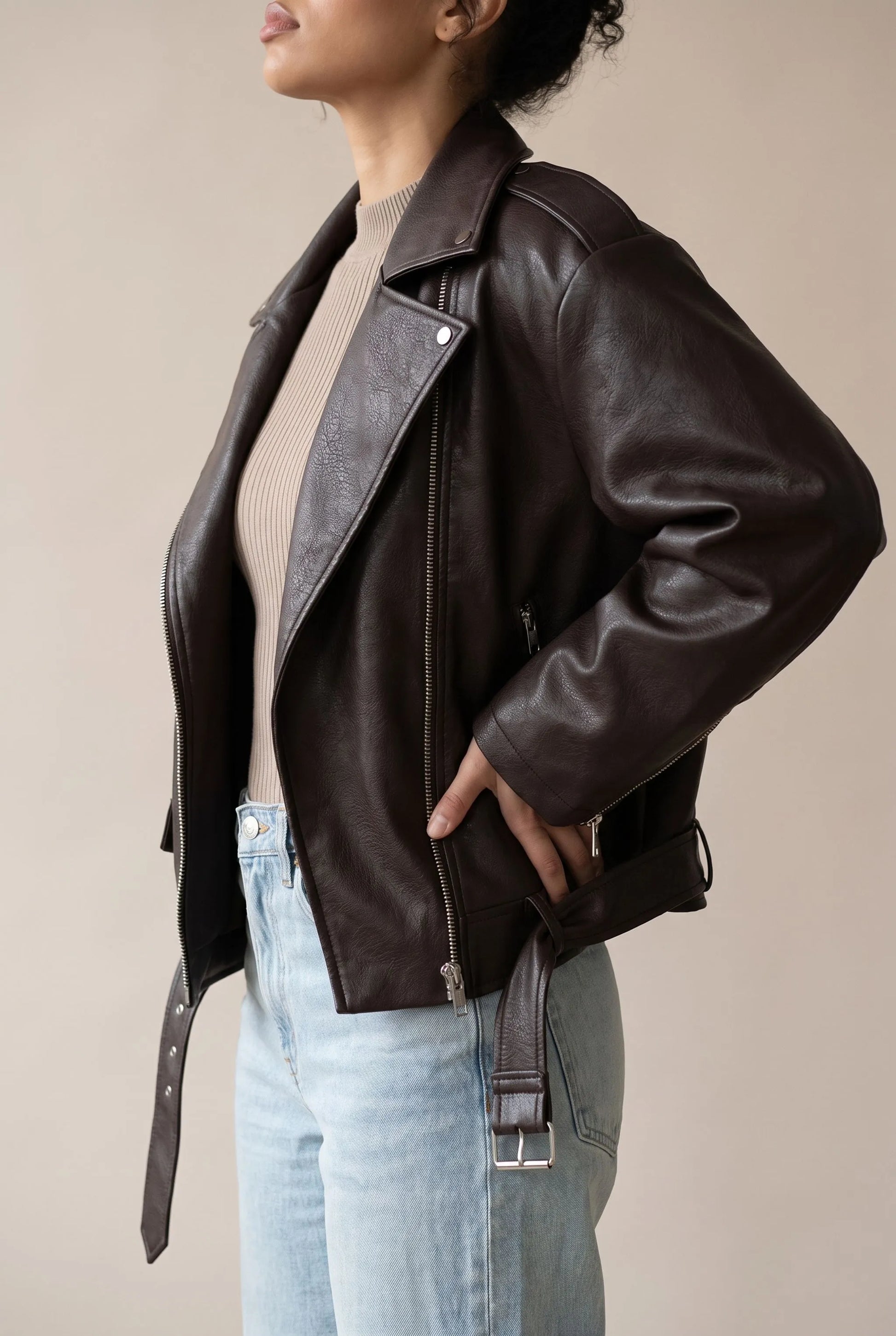 Bikara | Moderne Kurz Geschnittene Jacke
