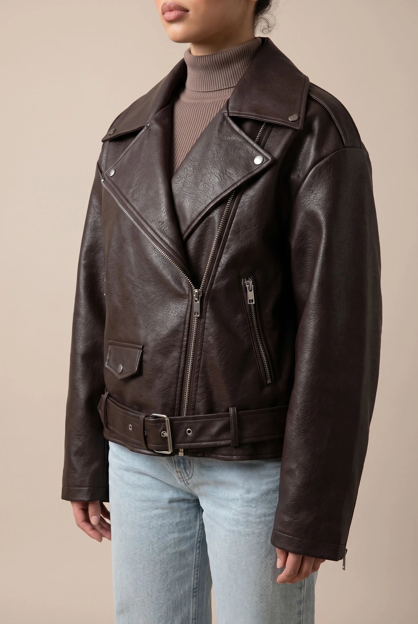 Bikara | Moderne Kurz Geschnittene Jacke