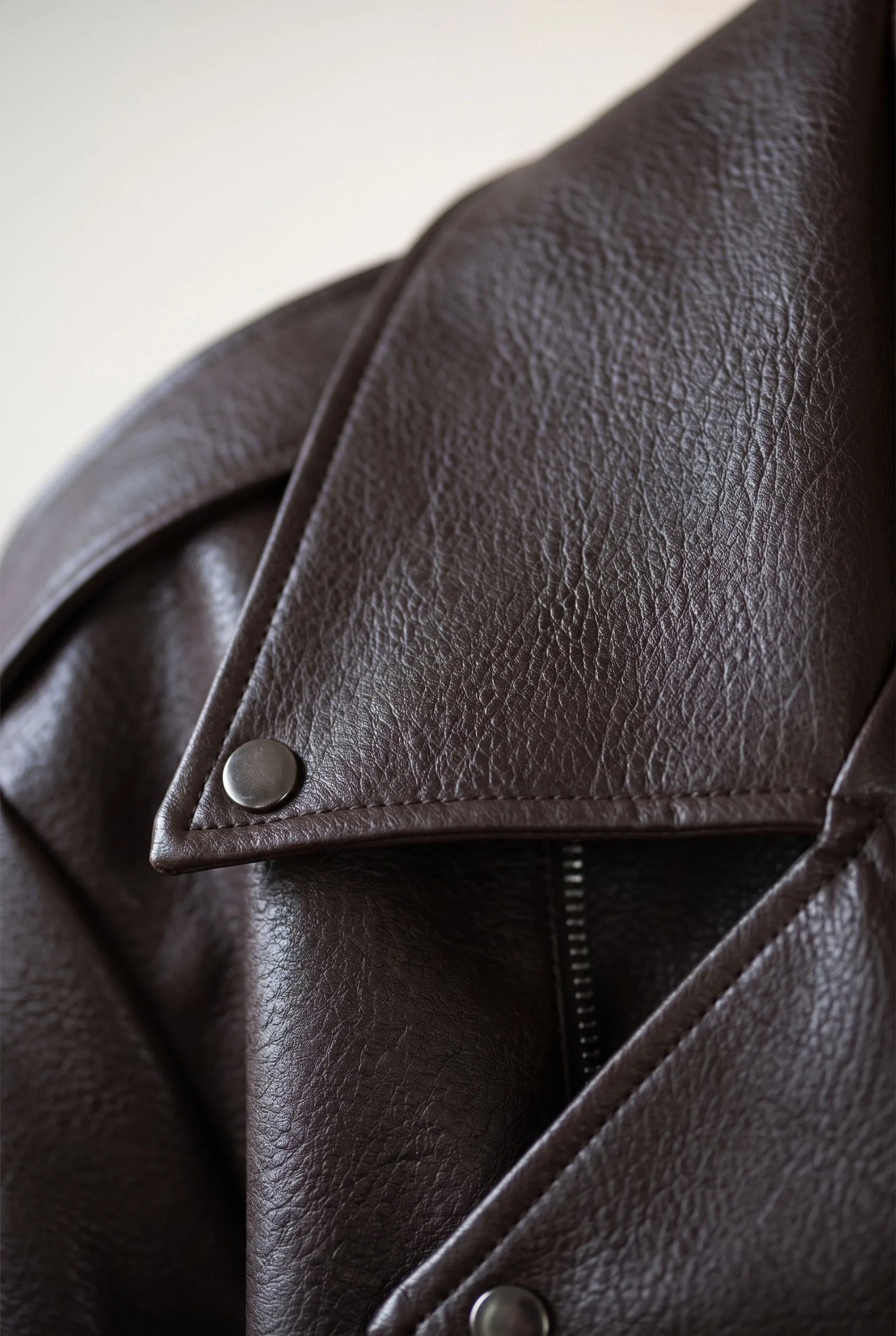 Bikara | Moderne Kurz Geschnittene Jacke