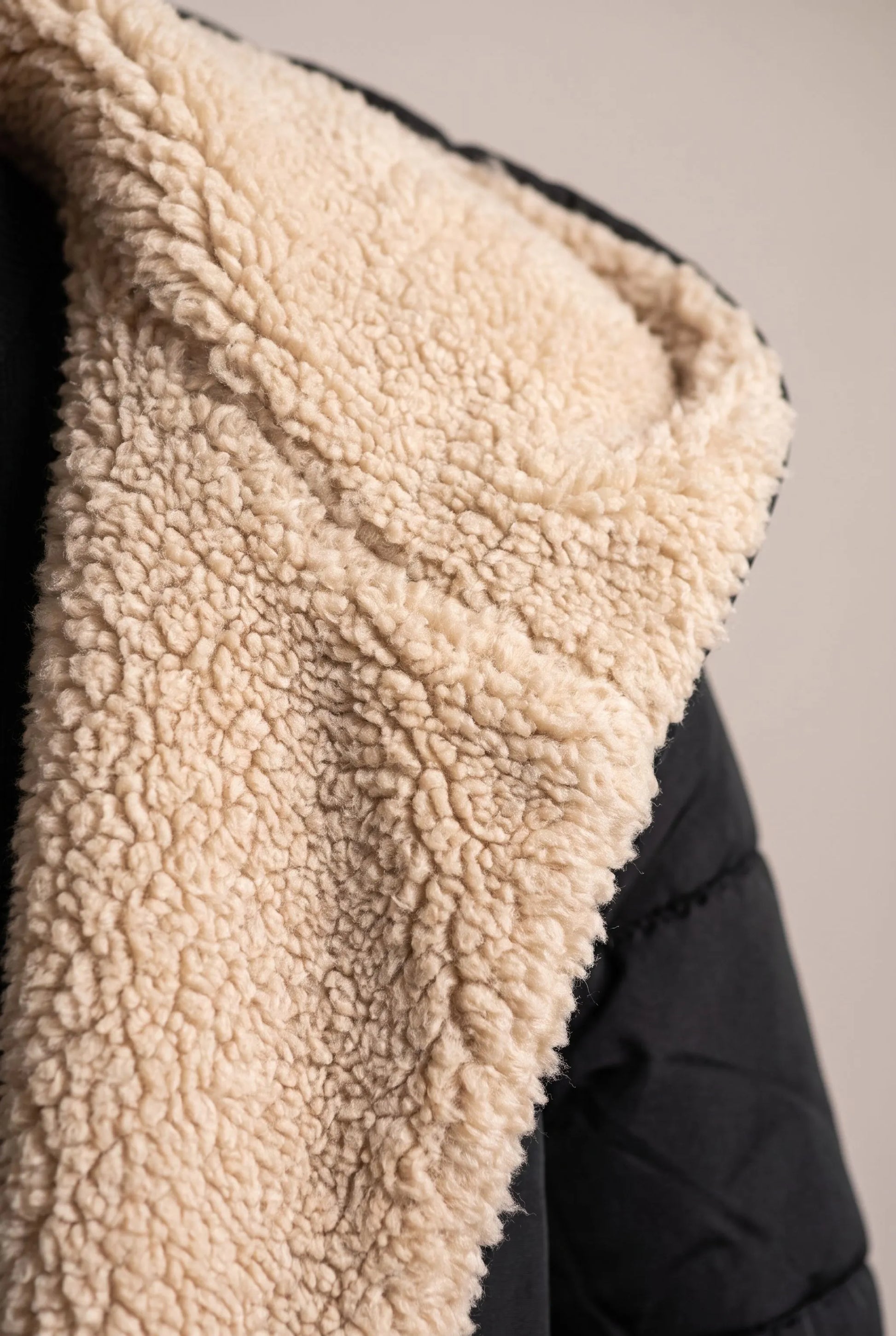 Borealix | Langer Gesteppter Wintermantel Für Damen