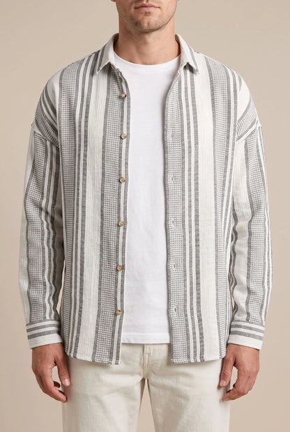 BreezeShirt | Lässiges Gestreiftes Sommerhemd