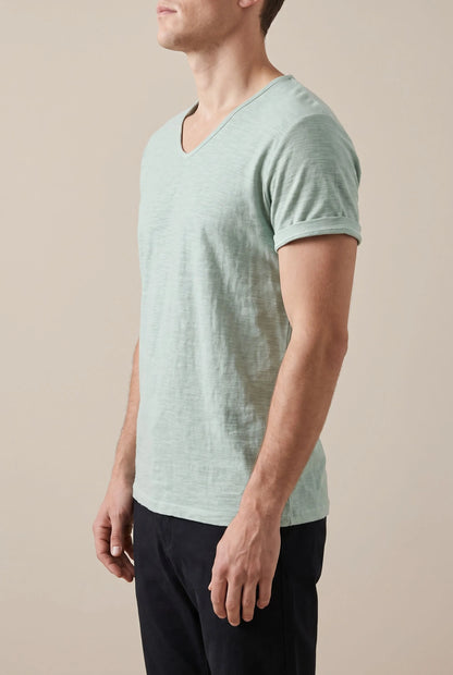BreezeTee | Atmungsaktives T-Shirt Für Herren