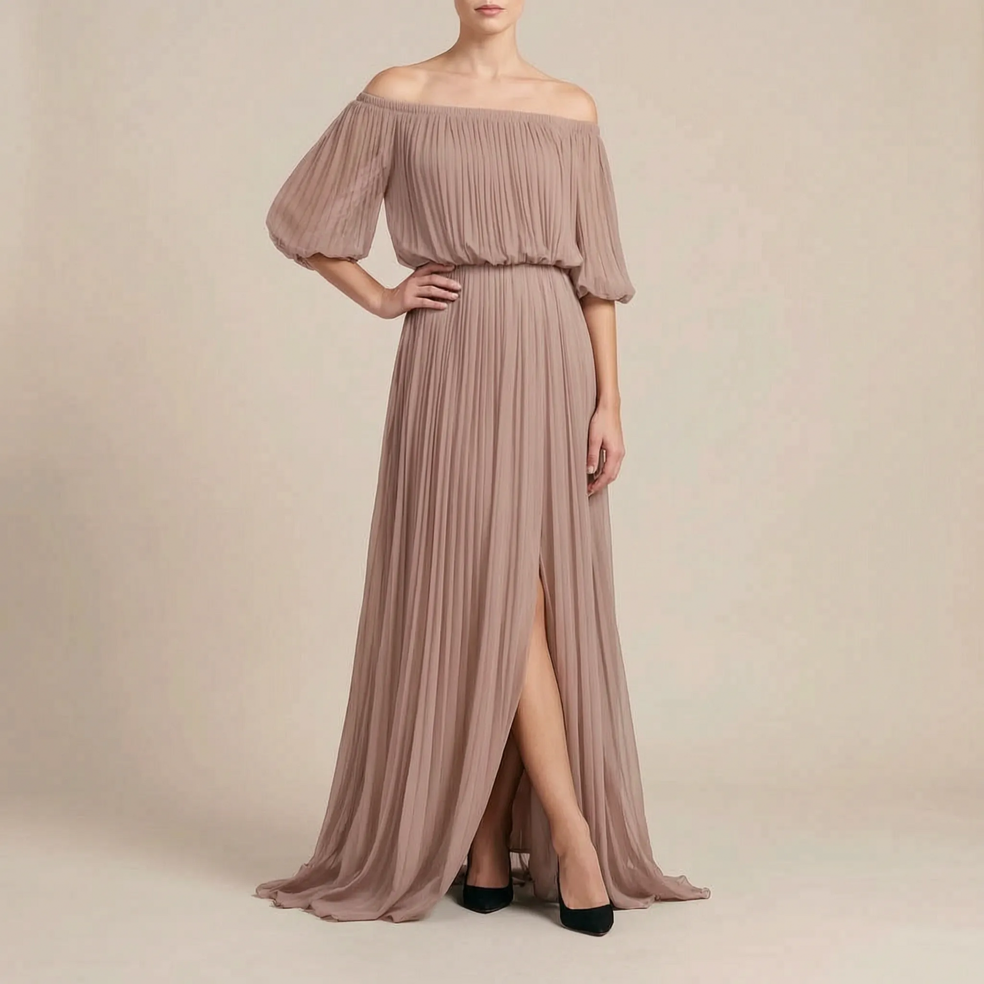 Breezelle | Elegantes Schulterfreies Maxikleid Mit Feinen Plisseefalten