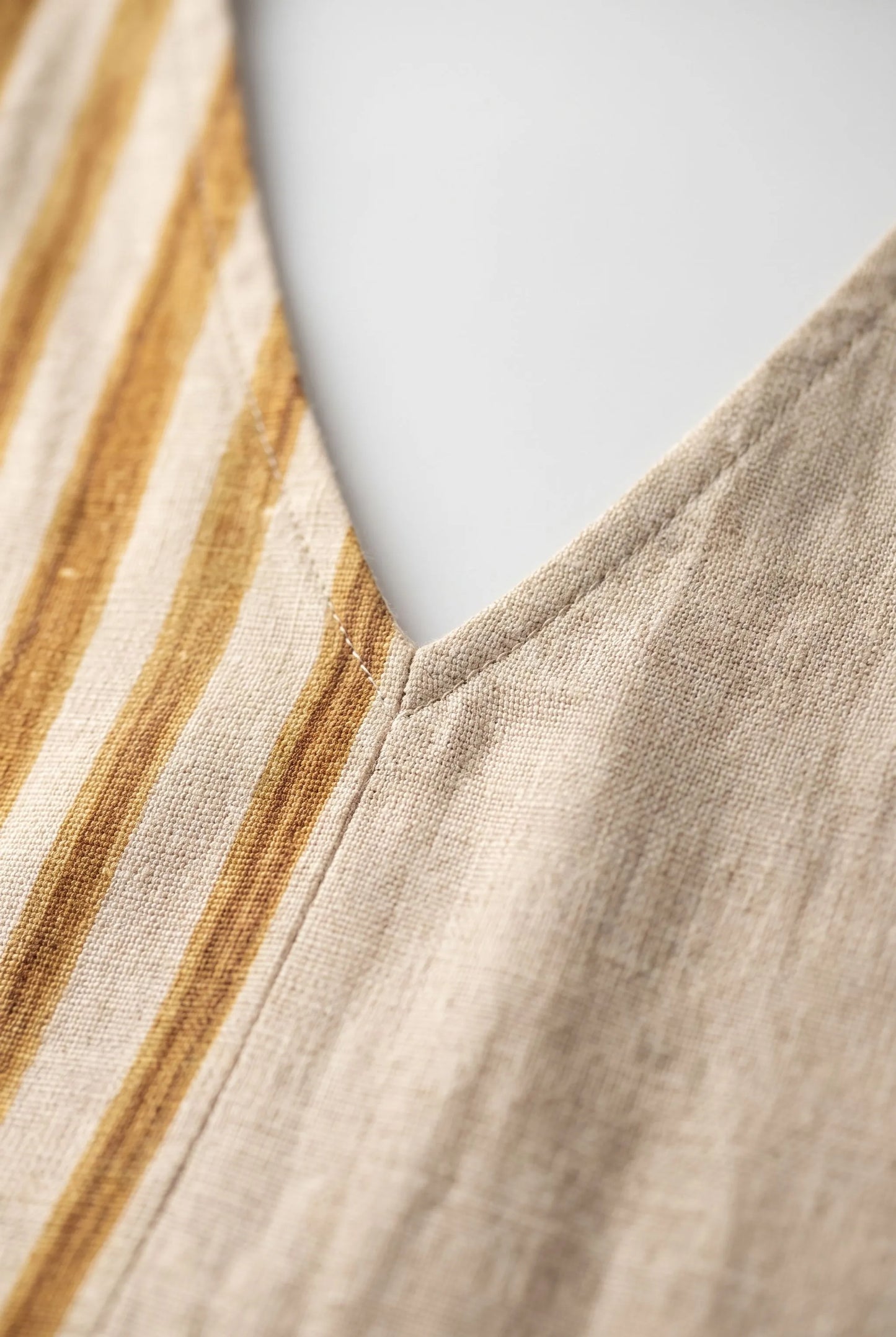 Brisa | Legeres Maxikleid Mit Grafischem Streifenmuster