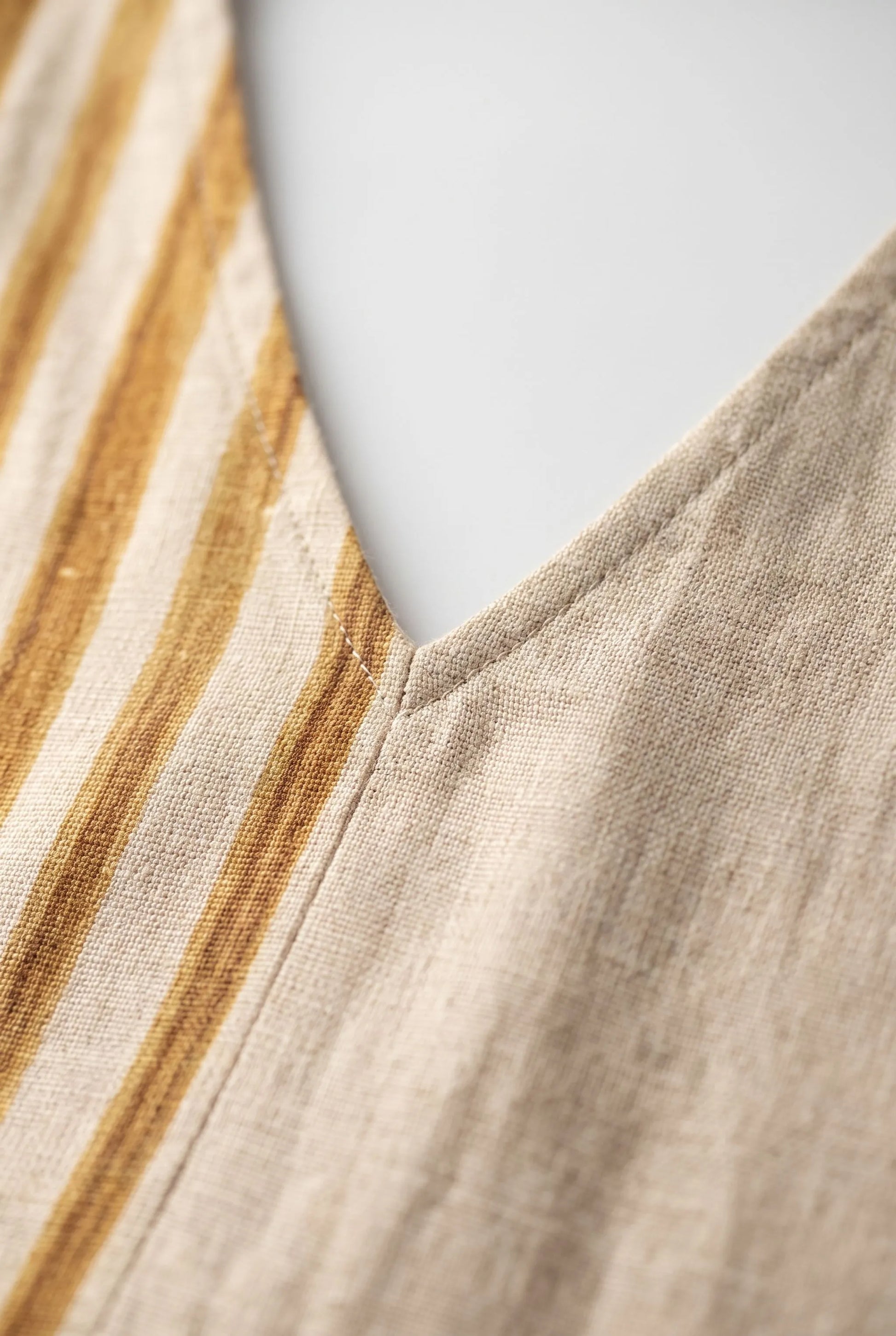 Brisa | Legeres Maxikleid Mit Grafischem Streifenmuster