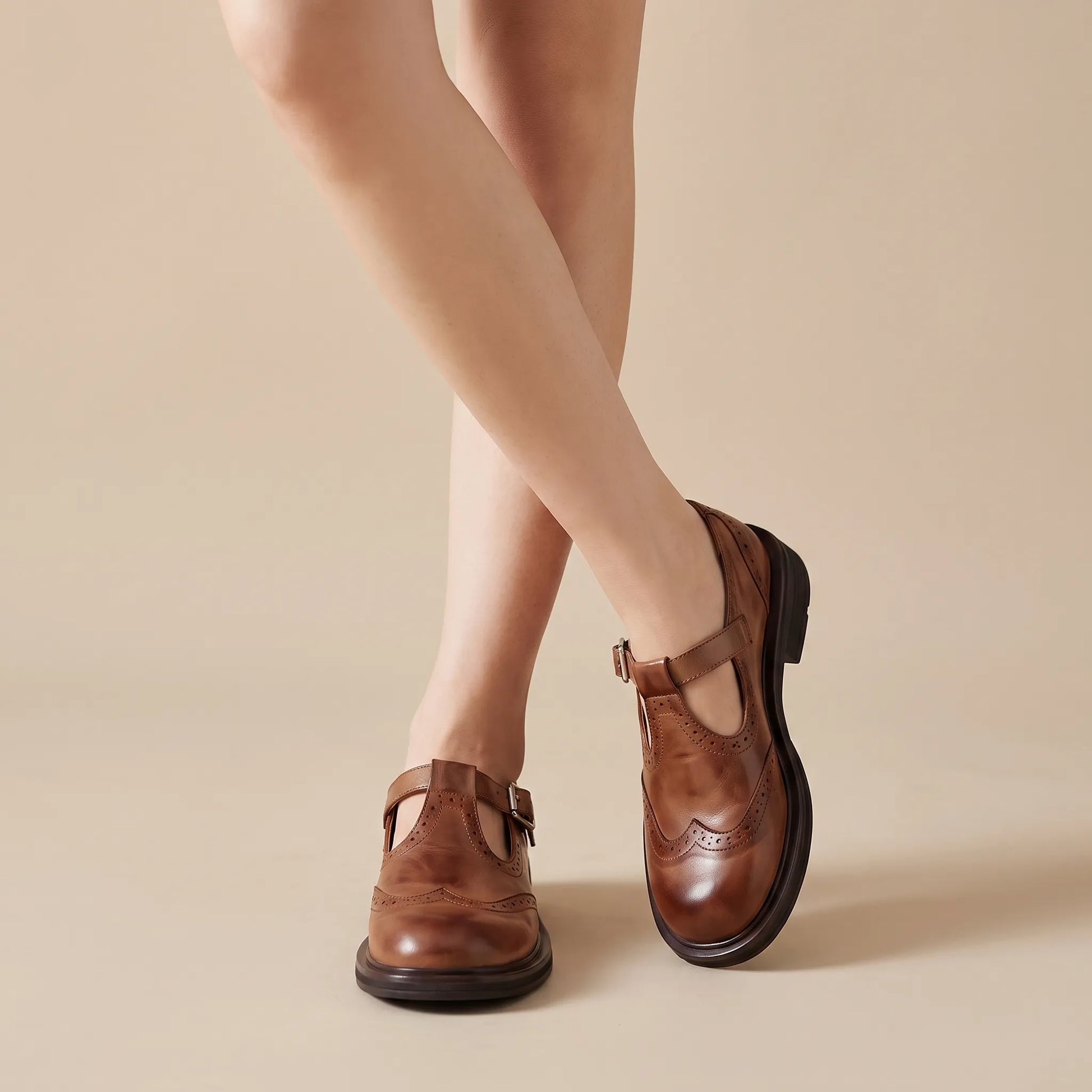 Brogalia | Bequeme Spangenschuhe Im Vintage-Stil
