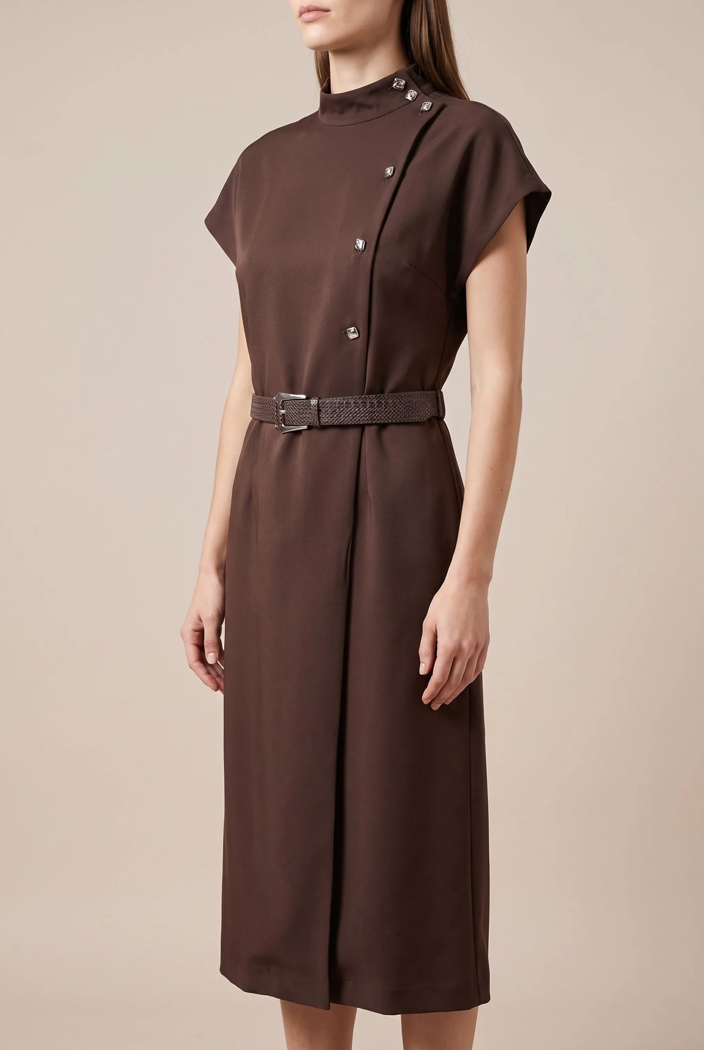Brunova | Elegantes Braunes Midikleid Im Retro-Stil