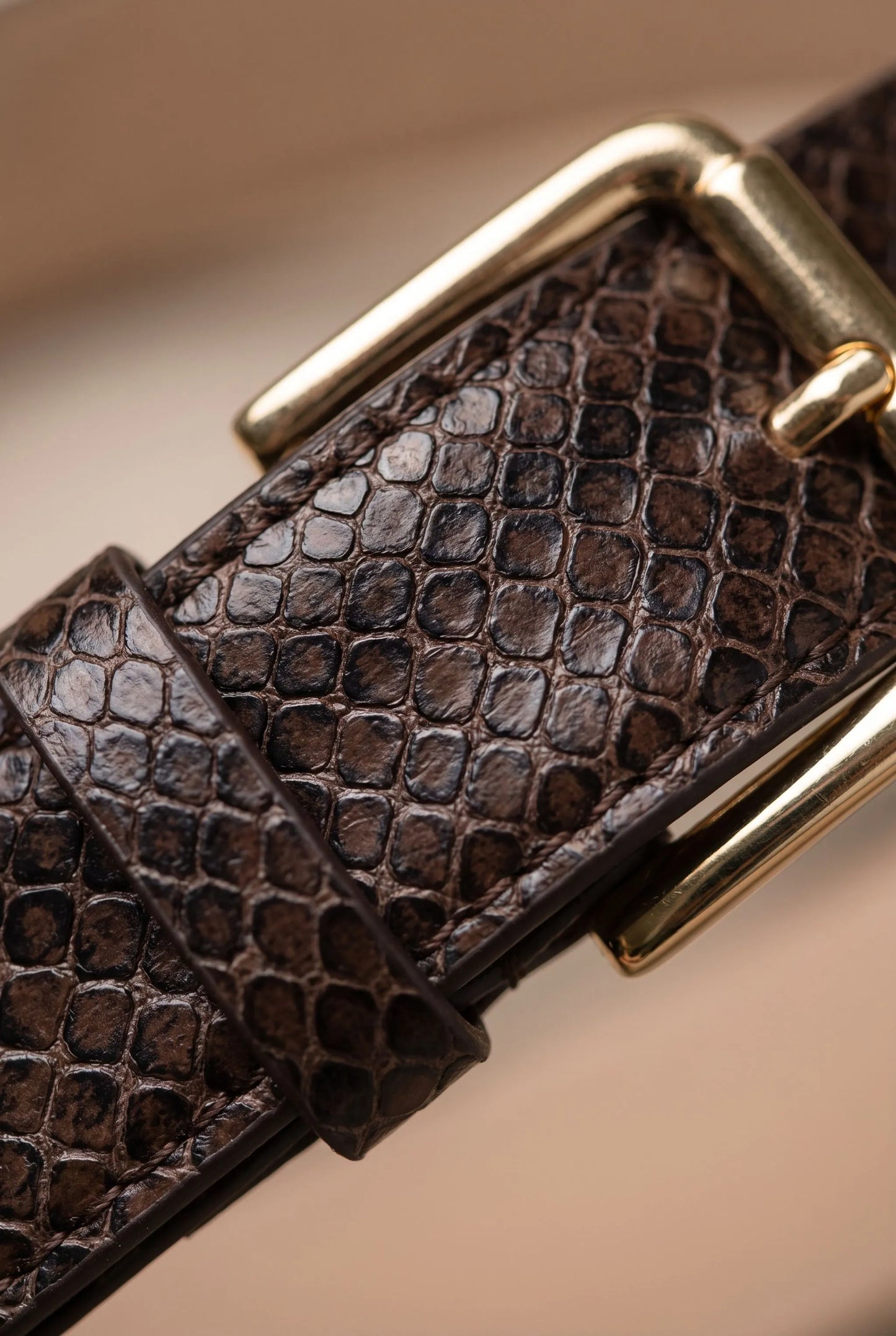 Brunova | Elegantes Braunes Midikleid Im Retro-Stil