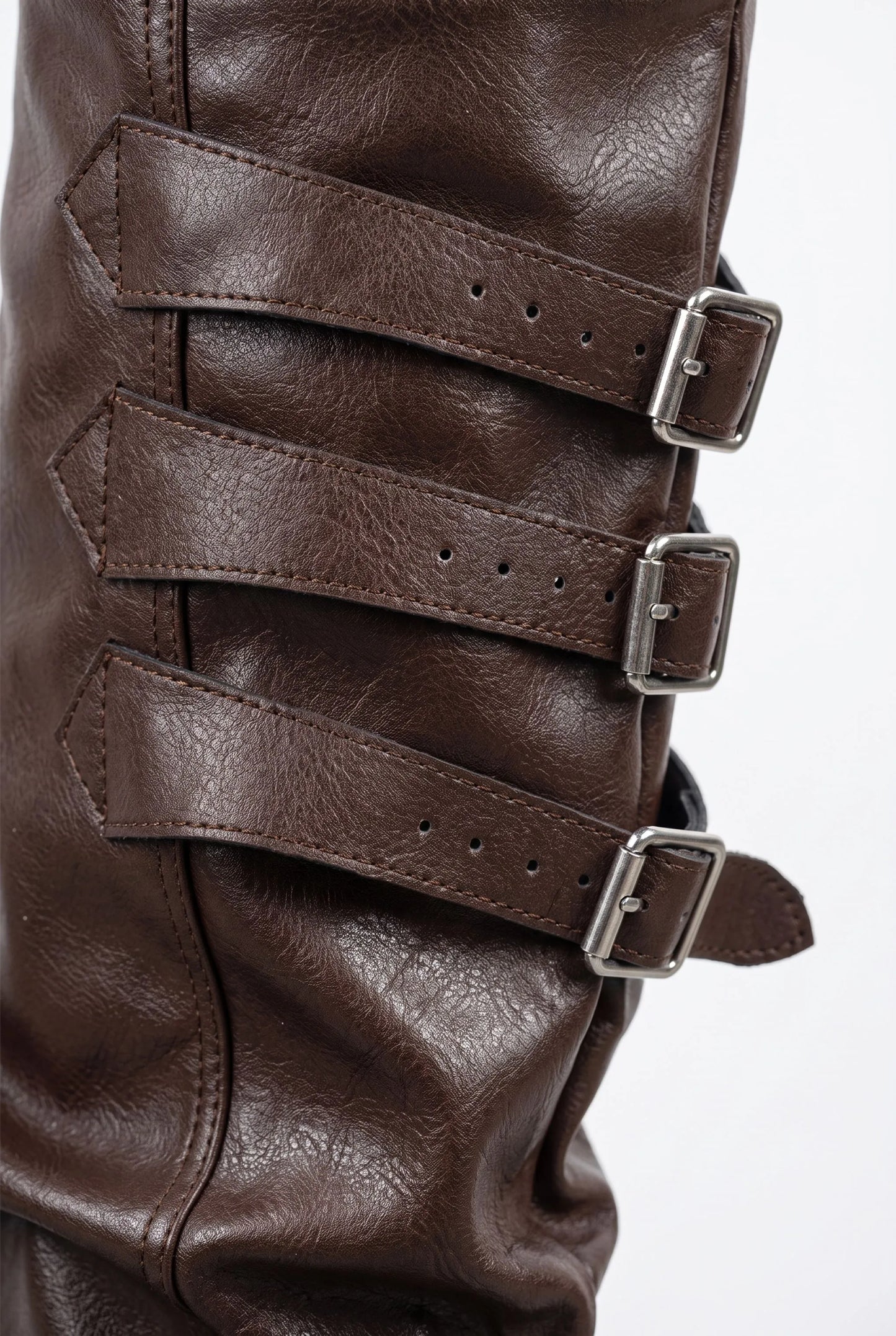 Bucklite | Geraffte Plateau Stiefel