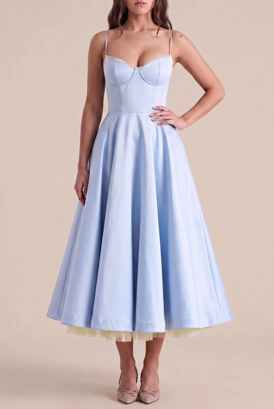 Caelis | Elegantes Midikleid Mit Korsettdetails