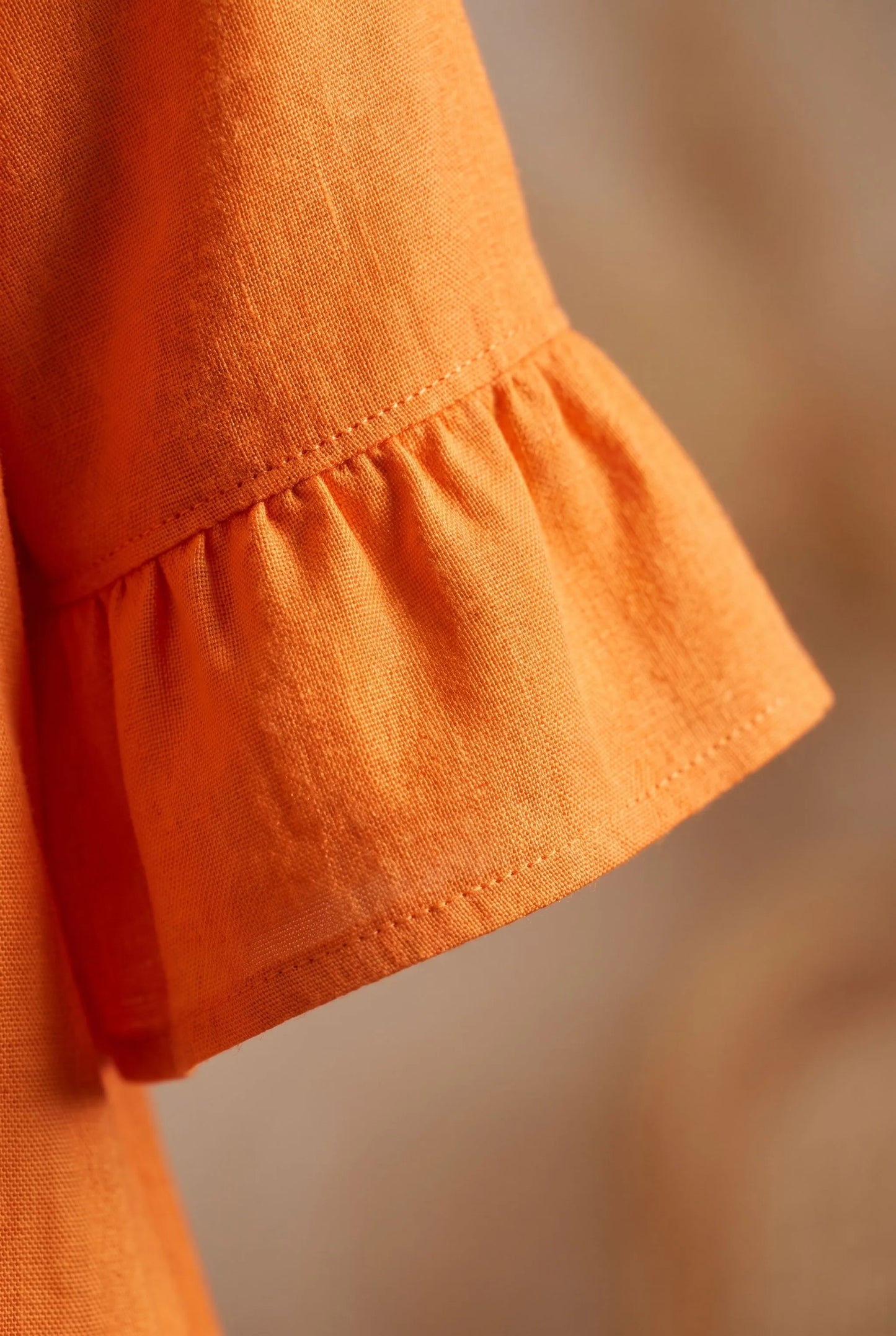Caleo | Elegantes Sommerkleid Mit V-Ausschnitt