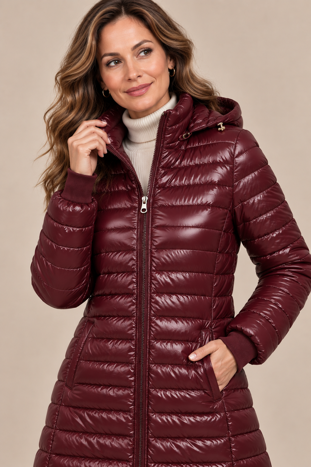 Calista | Steppjacke Damen mit Kapuze und langem Schnitt