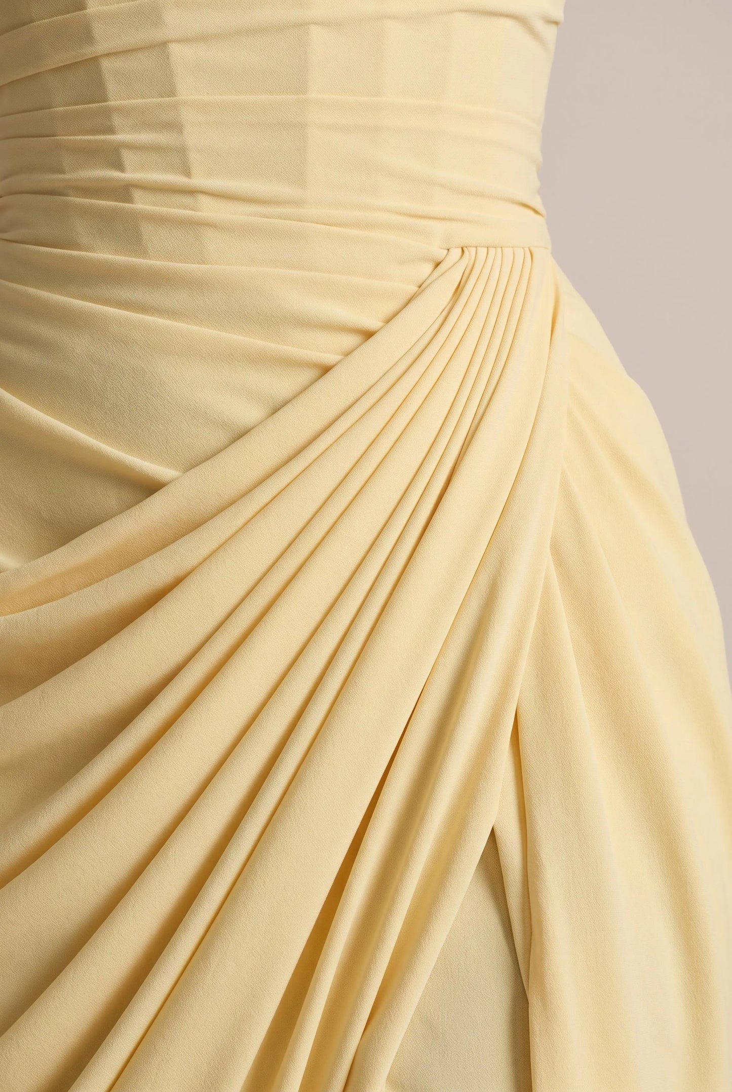 Caluva | Schulterfreies Bodenlanges Abendkleid Mit Schlitz