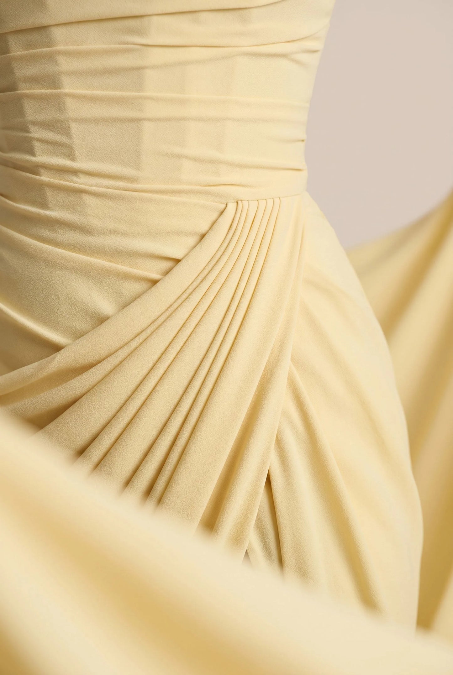 Caluva | Schulterfreies Bodenlanges Abendkleid Mit Schlitz