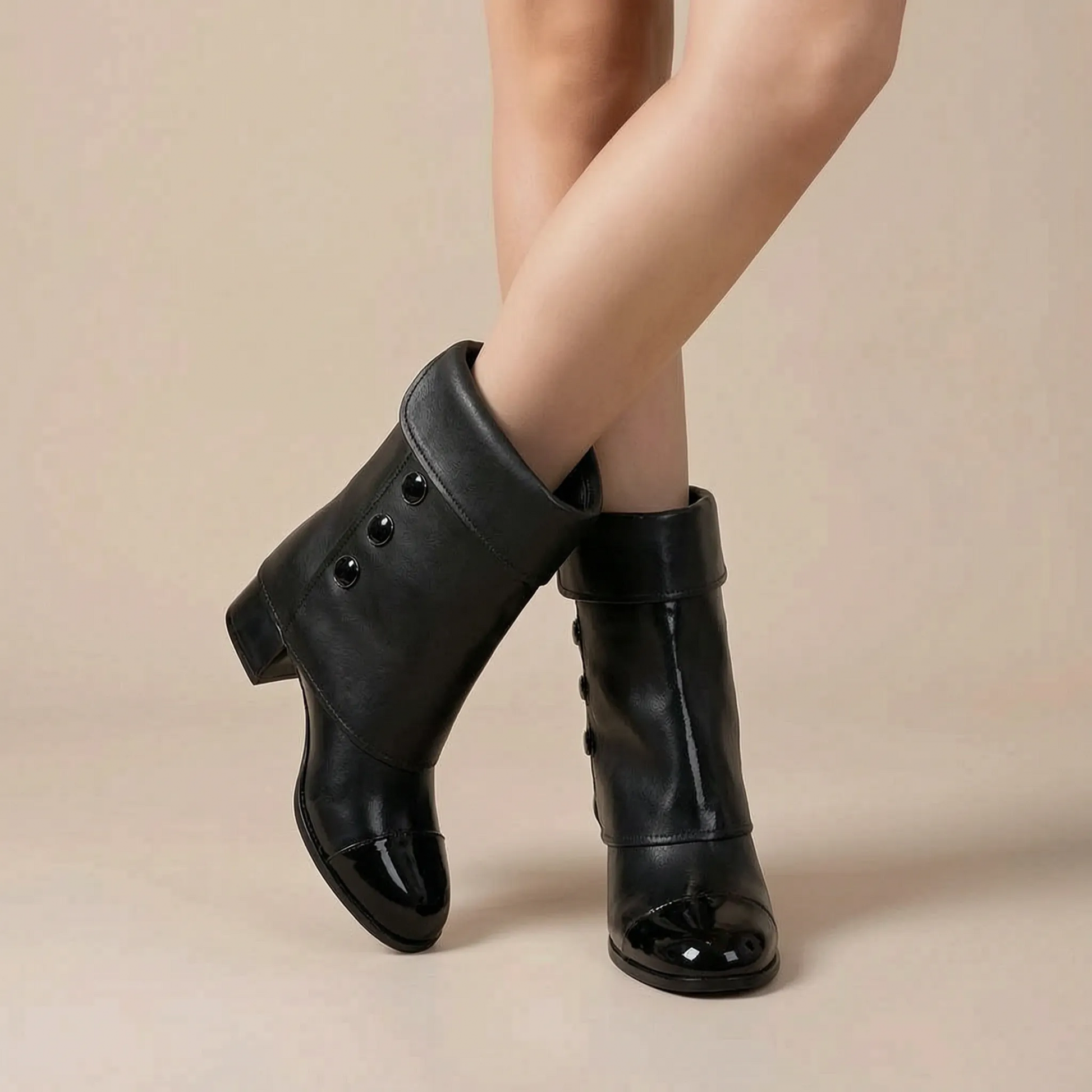 Capstride | Zweifarbige Damenstiefel Mit Blockabsatz