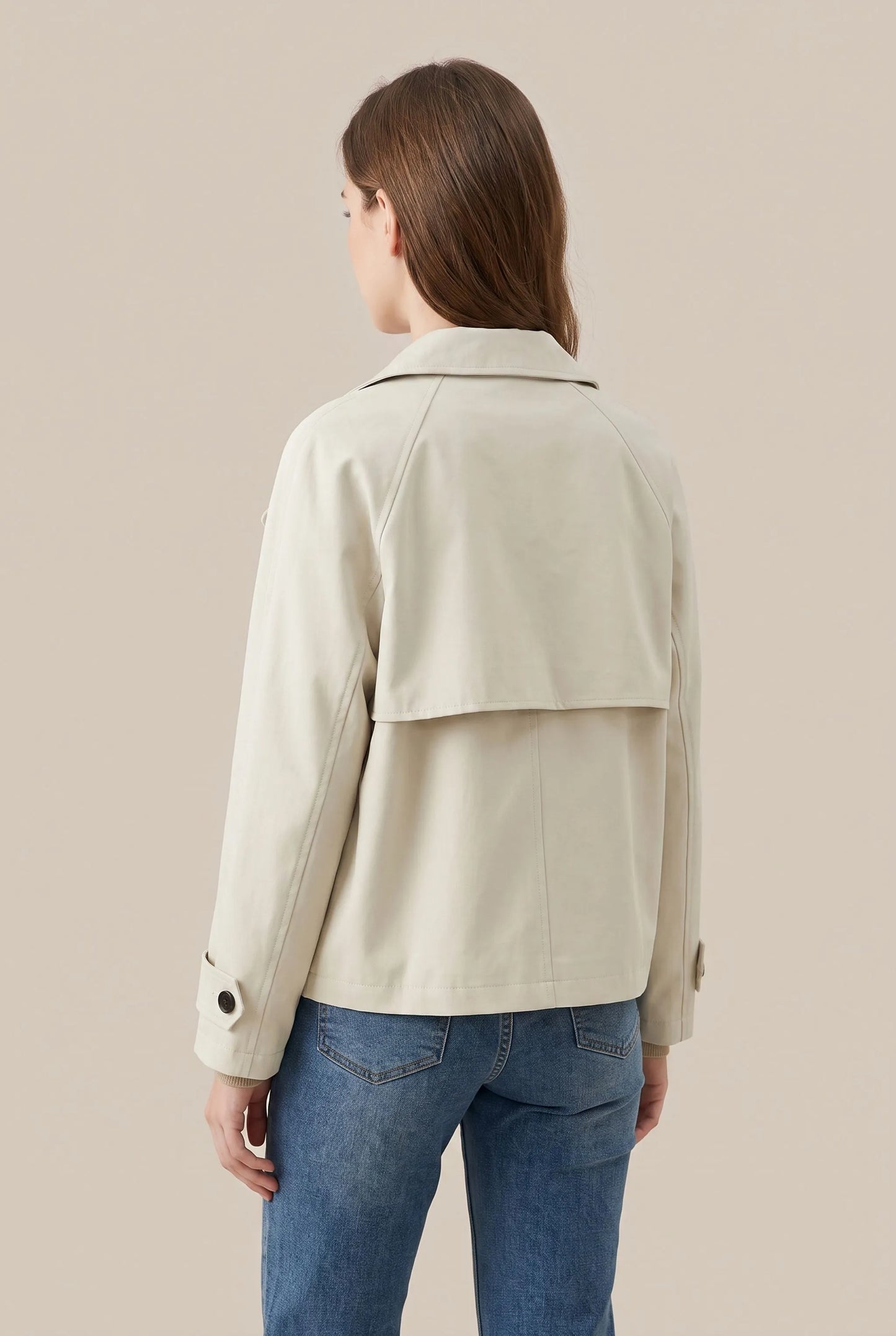 Cinchia | Eleganter Kurzer Trenchcoat Mit Stehkragen