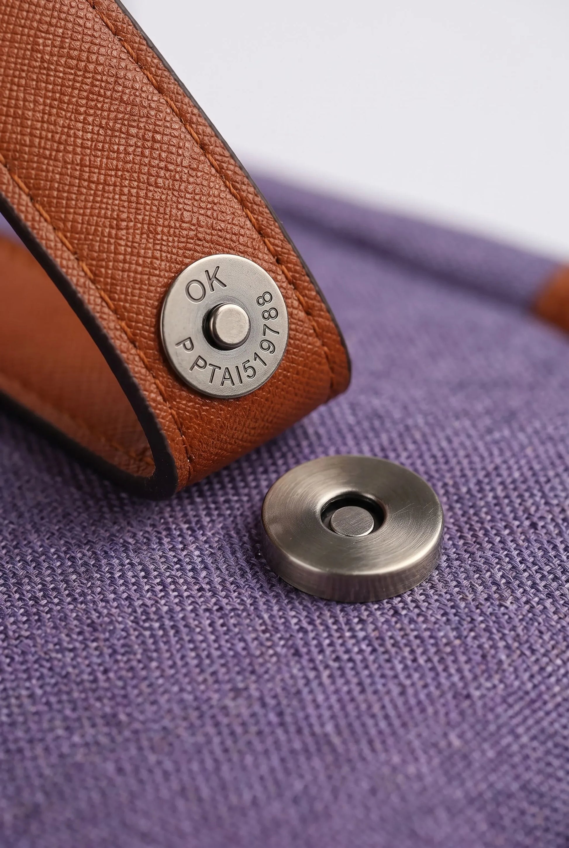 CityCompanion | Geräumiger Laptop Rucksack