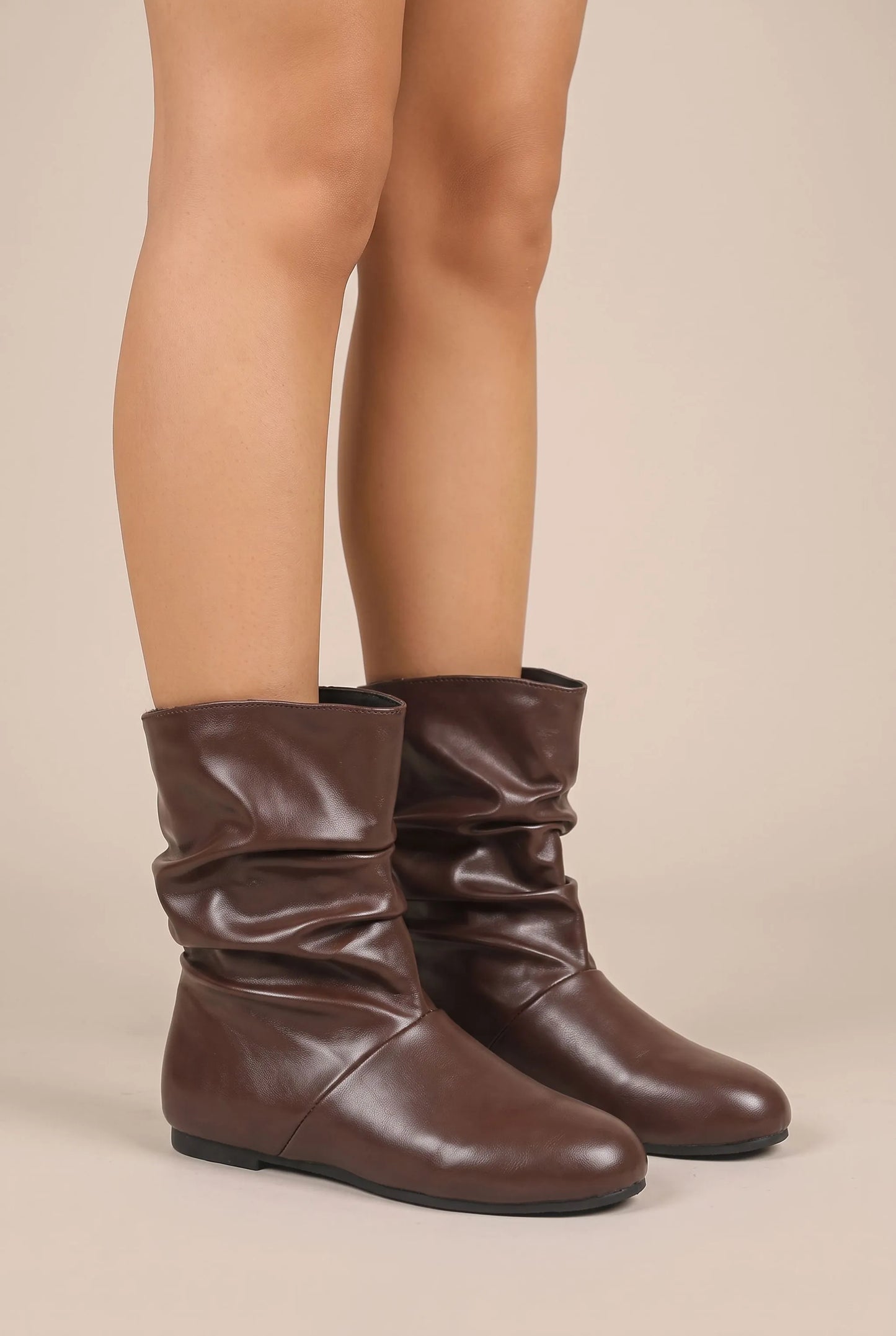 CityStrut | Flache Stiefeletten Im Slouch-Design