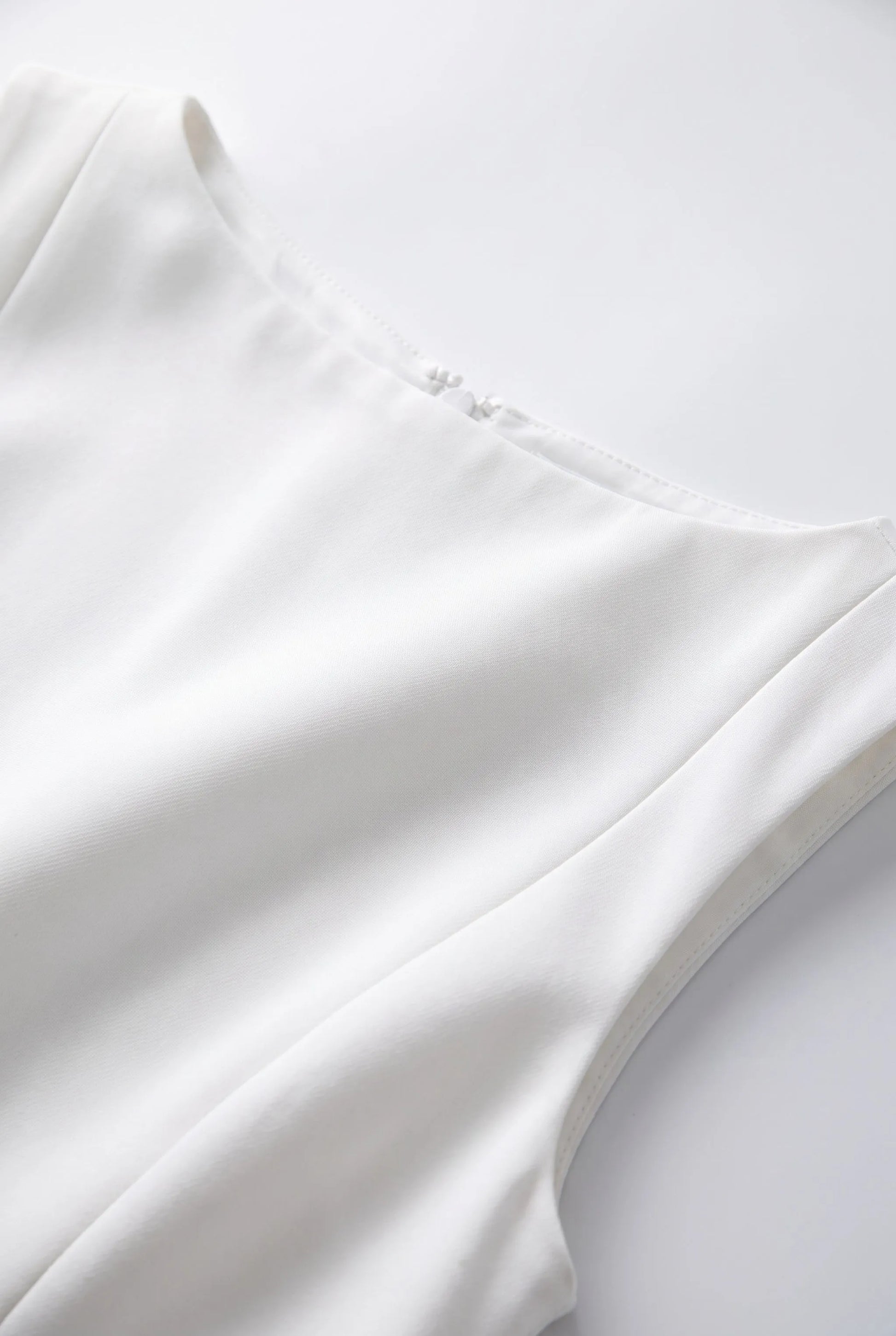 Clarida | Elegantes Rückenfreies Sommerkleid