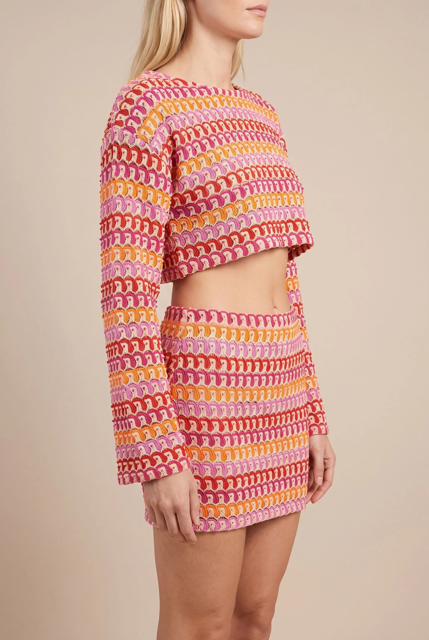 Colora | Zweiteiliges Set Mit Buntem Wellenmuster