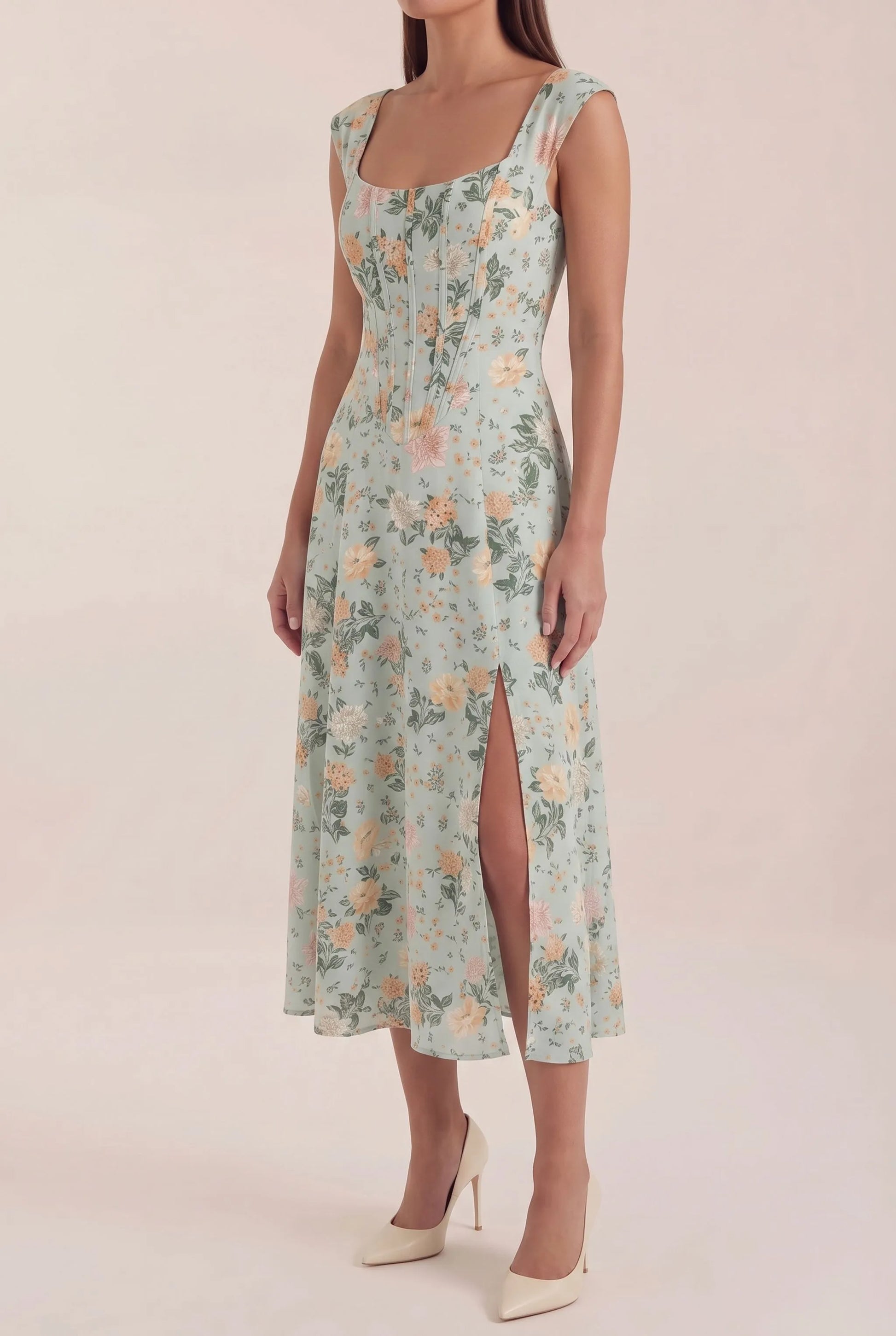 Coraza | Tailliertes Florales Sommerkleid In Midi-Länge