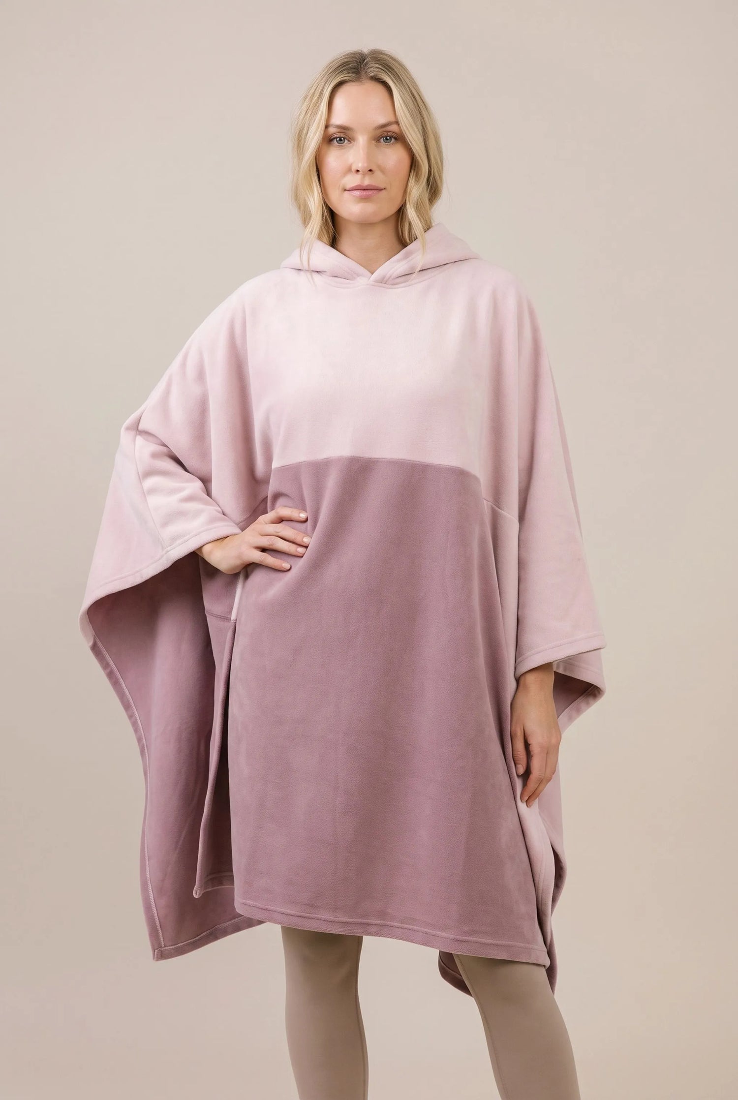 Cozara | Oversized Kuscheldecke Mit Kapuze