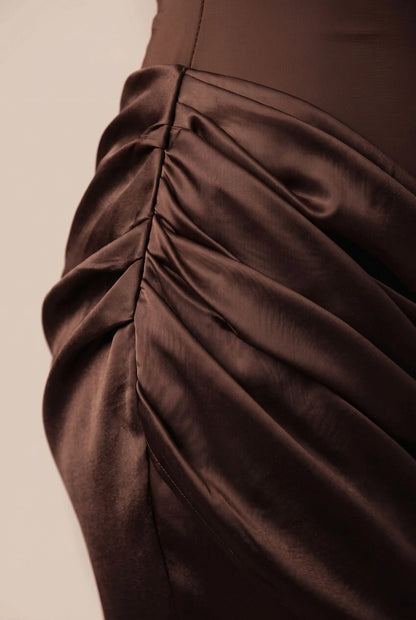Drapina | Bodenlanges Abendkleid Mit One-Shoulder-Schnitt