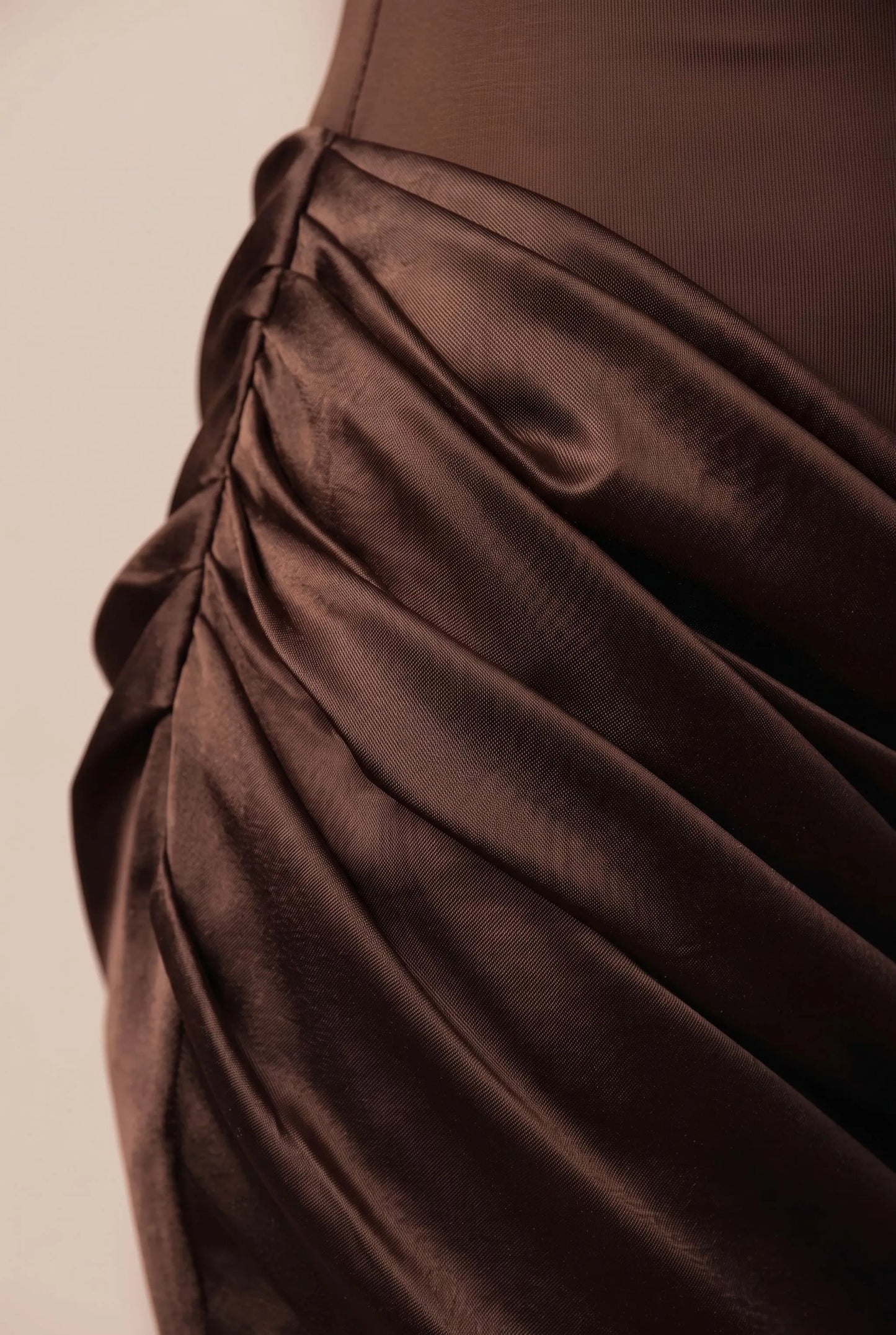 Drapina | Bodenlanges Abendkleid Mit One-Shoulder-Schnitt