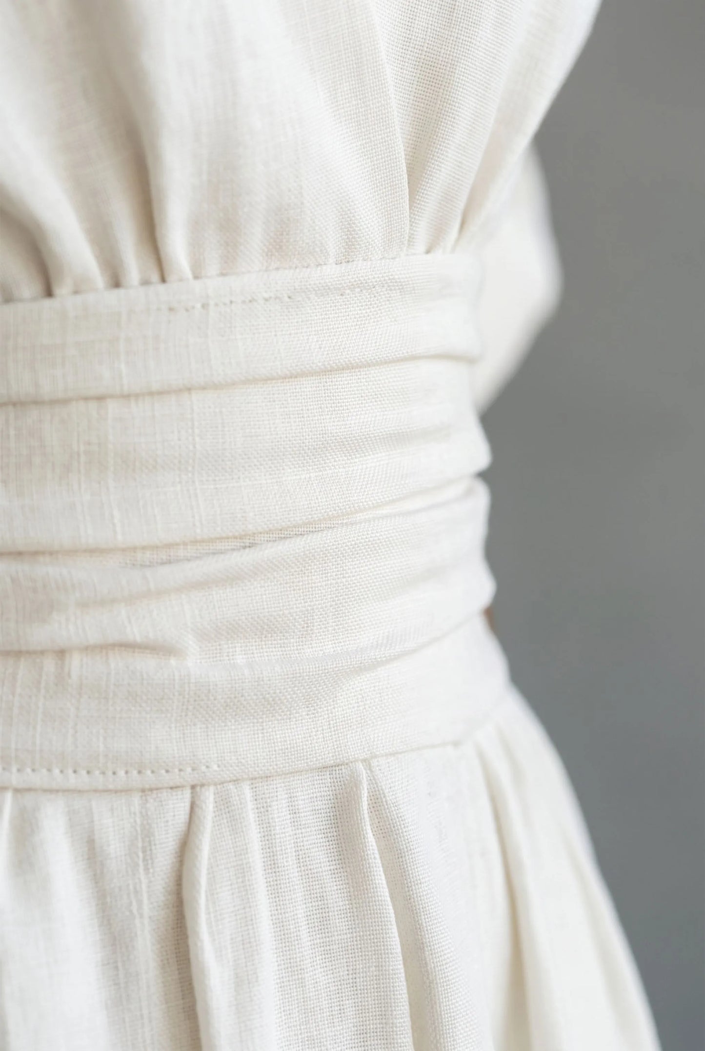 Elevata | Eleganter Fließender V-Ausschnitt Jumpsuit