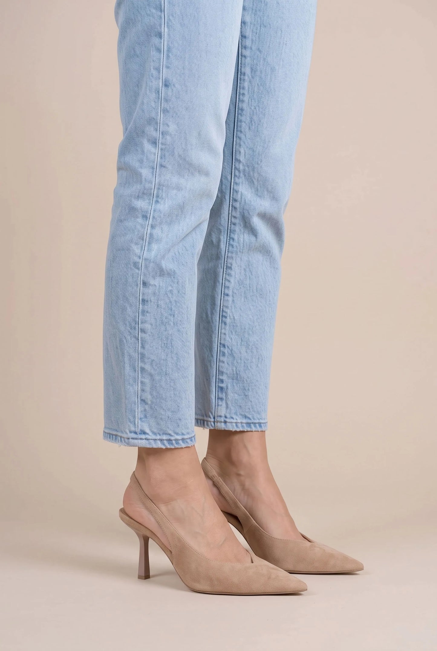Elevys | Spitz Zulaufende Slingback-Pumps