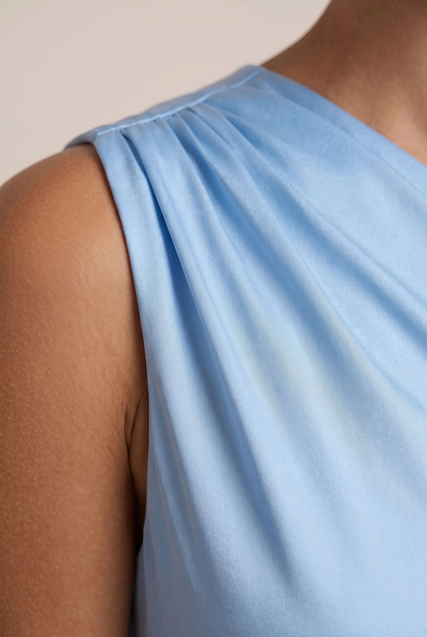 Eraliss | Fließendes Asymmetrisches Abendkleid